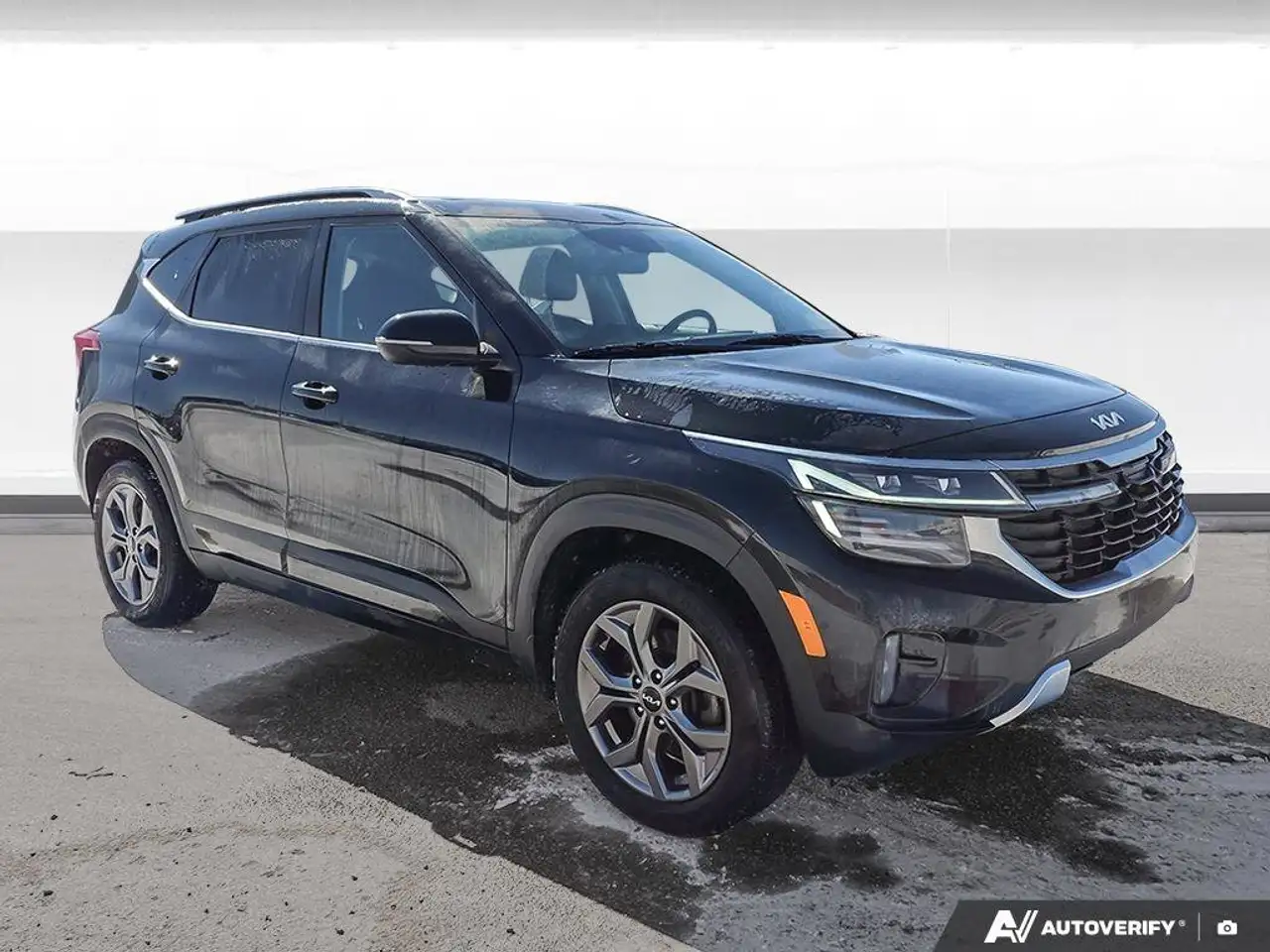 Kia Seltos снимка Kia Seltos