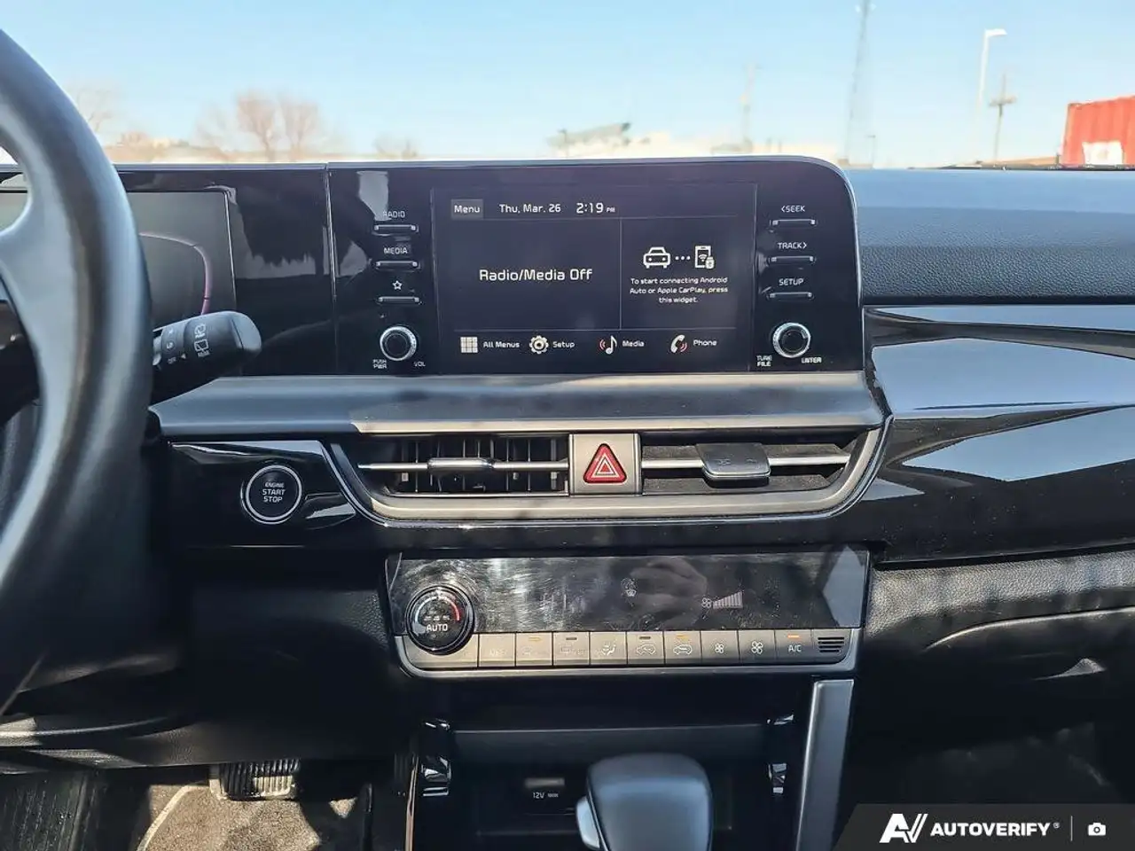 Kia Seltos снимка Kia Seltos