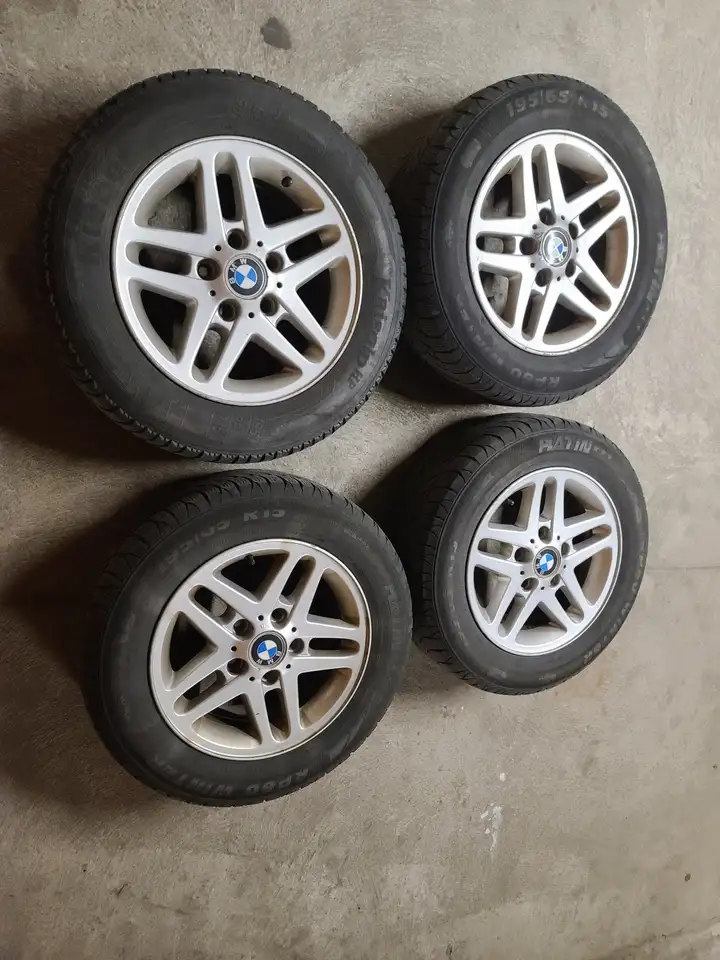 BMW 318i touring, foto 2