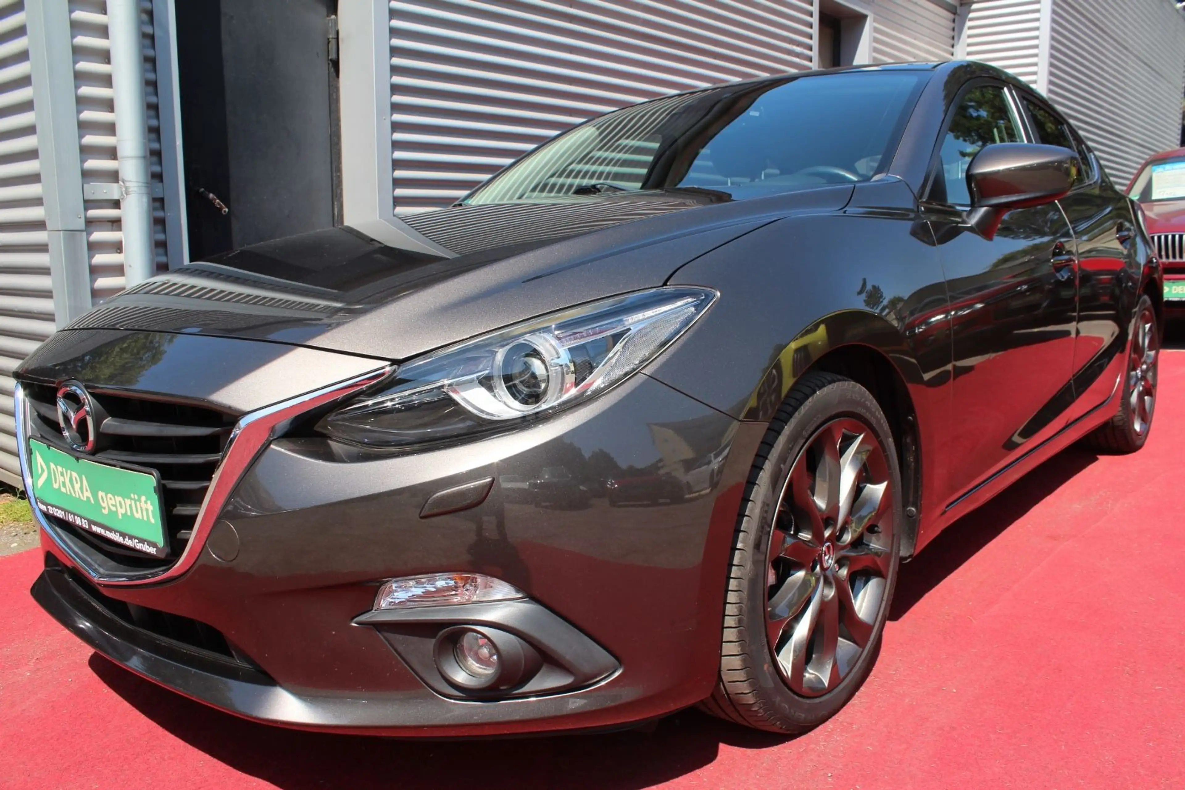 Mazda 3 SKYACTIV 120 NAKAMA KLIMA NAVI PDC 18.ZOLL 2Hd