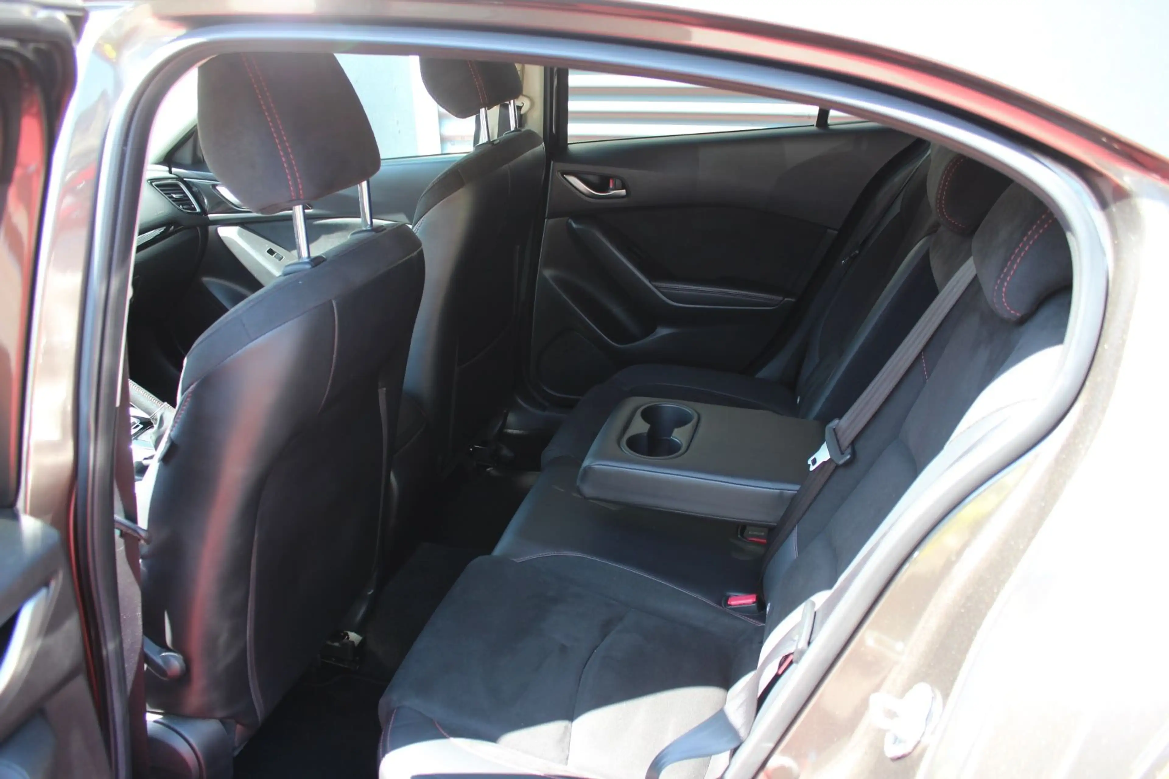 Mazda 3 SKYACTIV 120 NAKAMA KLIMA NAVI PDC 18.ZOLL 2Hd — photo 15