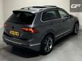 Volkswagen Tiguan 1.4 TSI R-Line Pano Virtual Massage Trekh. NAP Grijs - thumbnail 5