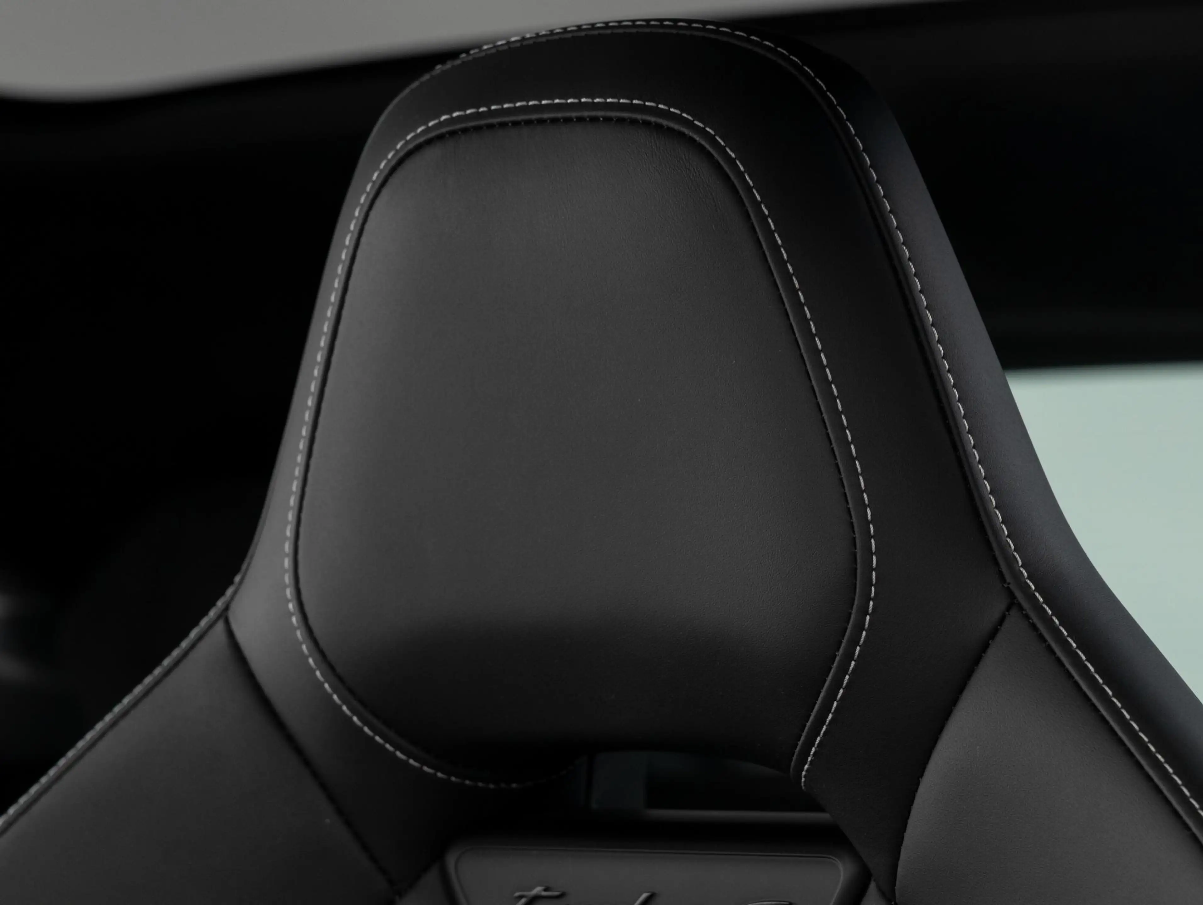 Porsche Panamera Turbo S E-Hybrid — photo 45