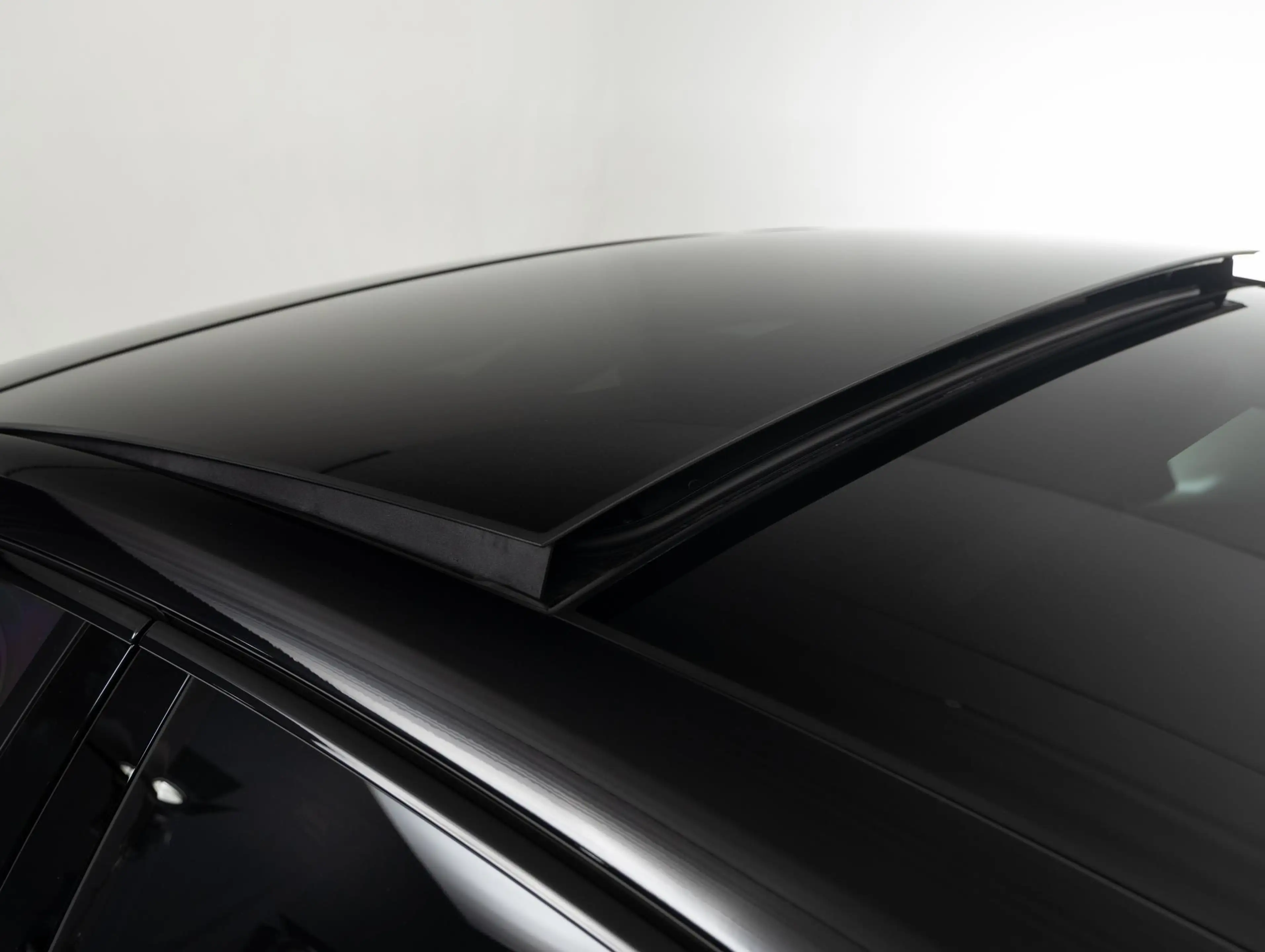 Porsche Panamera Turbo S E-Hybrid — photo 28