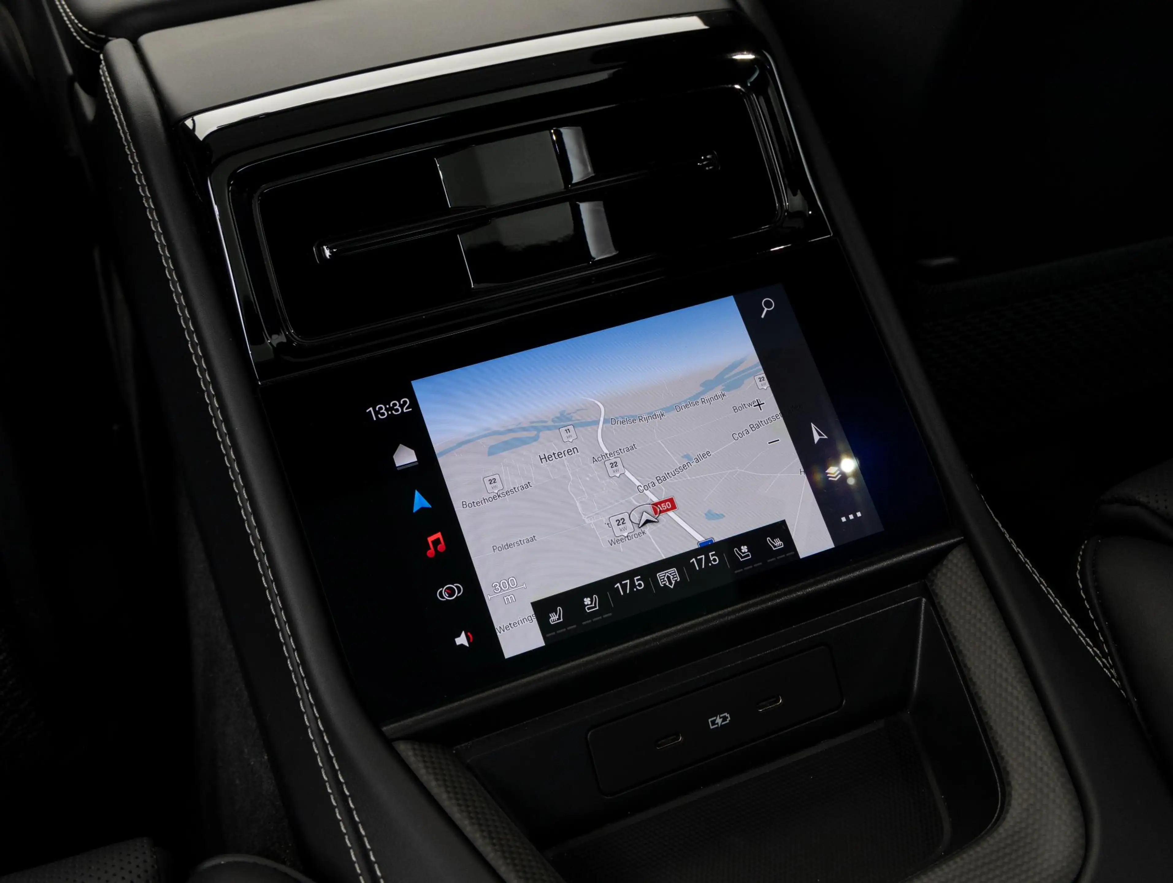 Porsche Panamera Turbo S E-Hybrid — photo 13