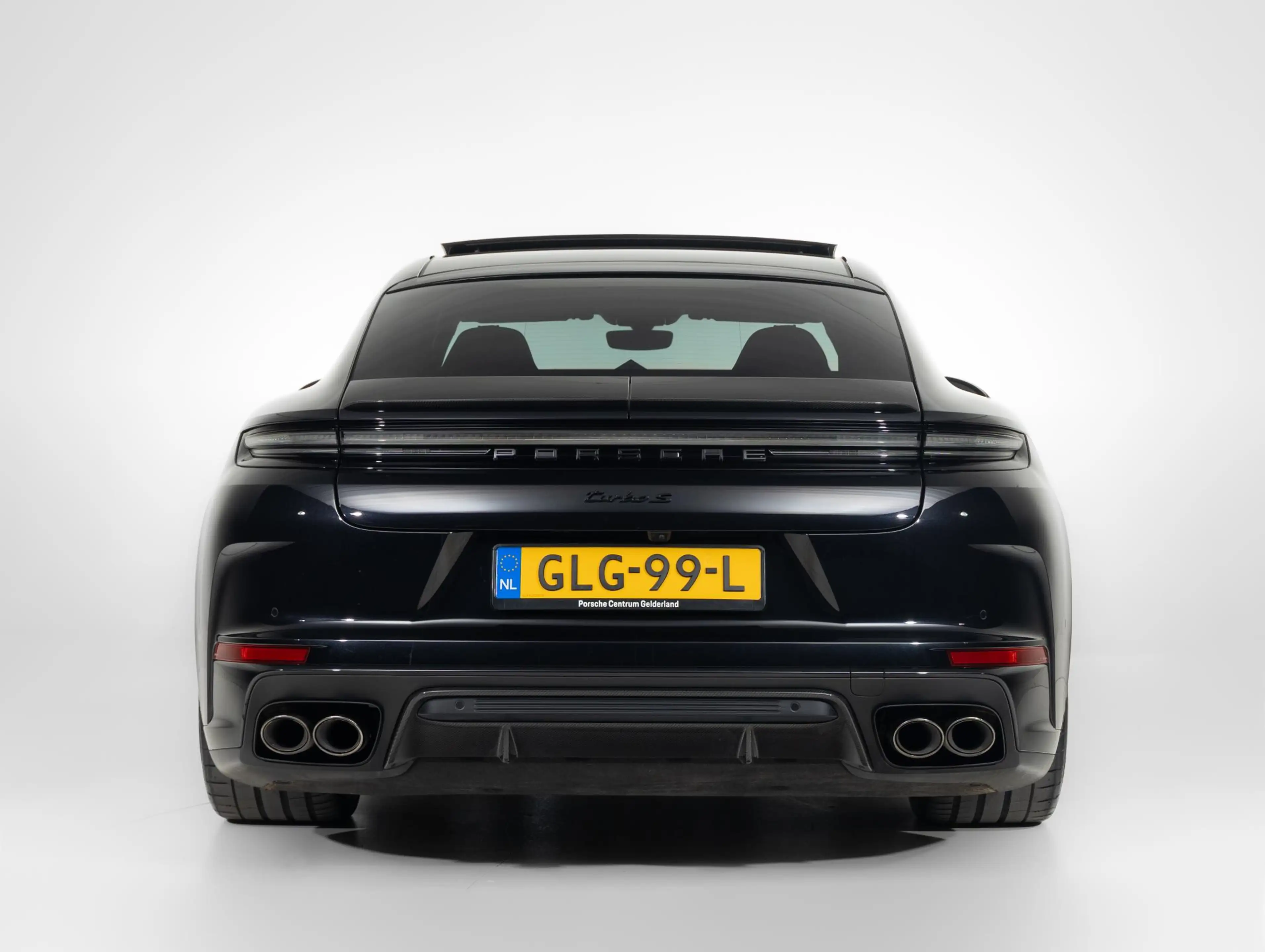 Porsche Panamera Turbo S E-Hybrid — photo 14