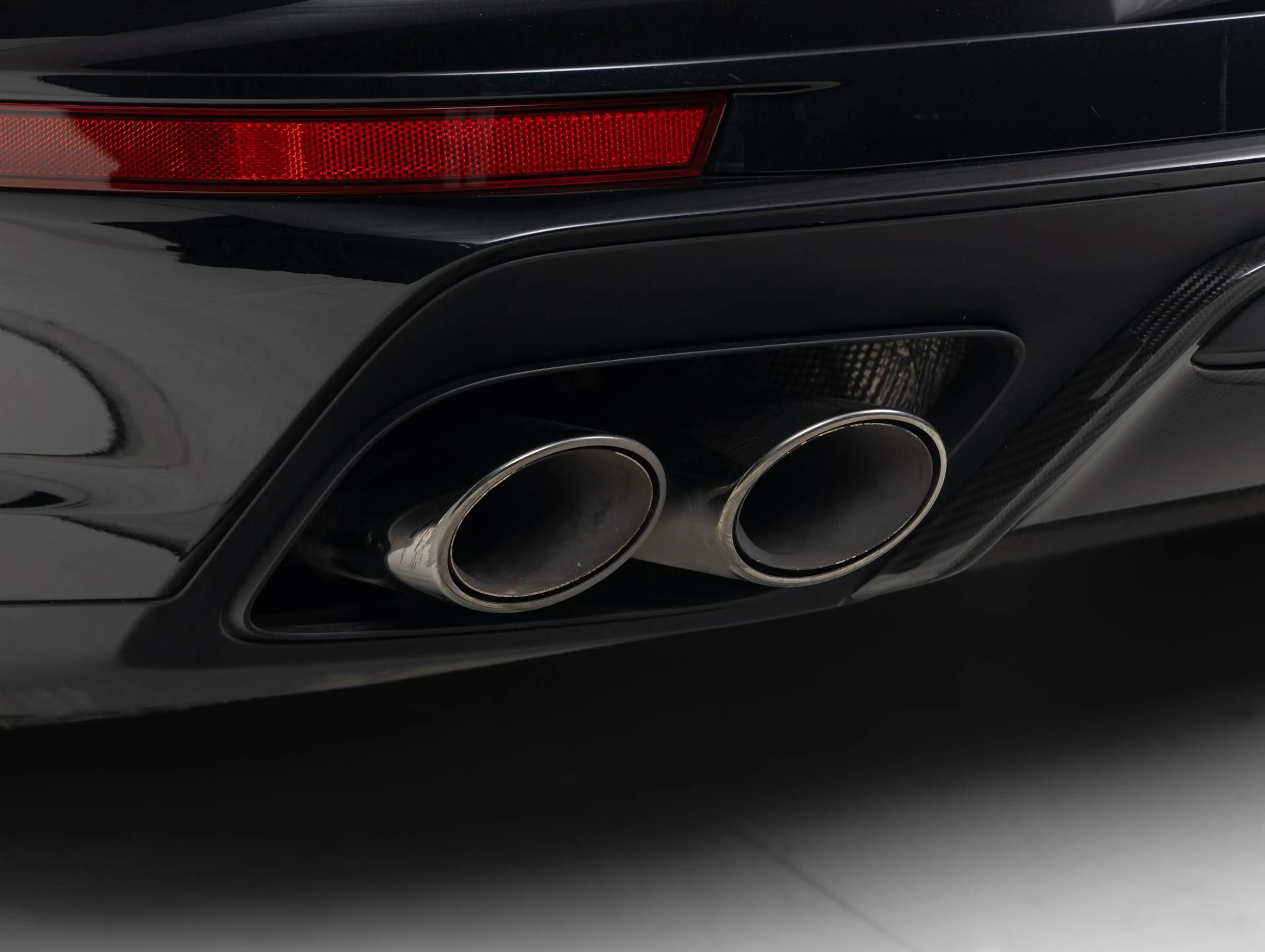 Porsche Panamera Turbo S E-Hybrid — photo 30