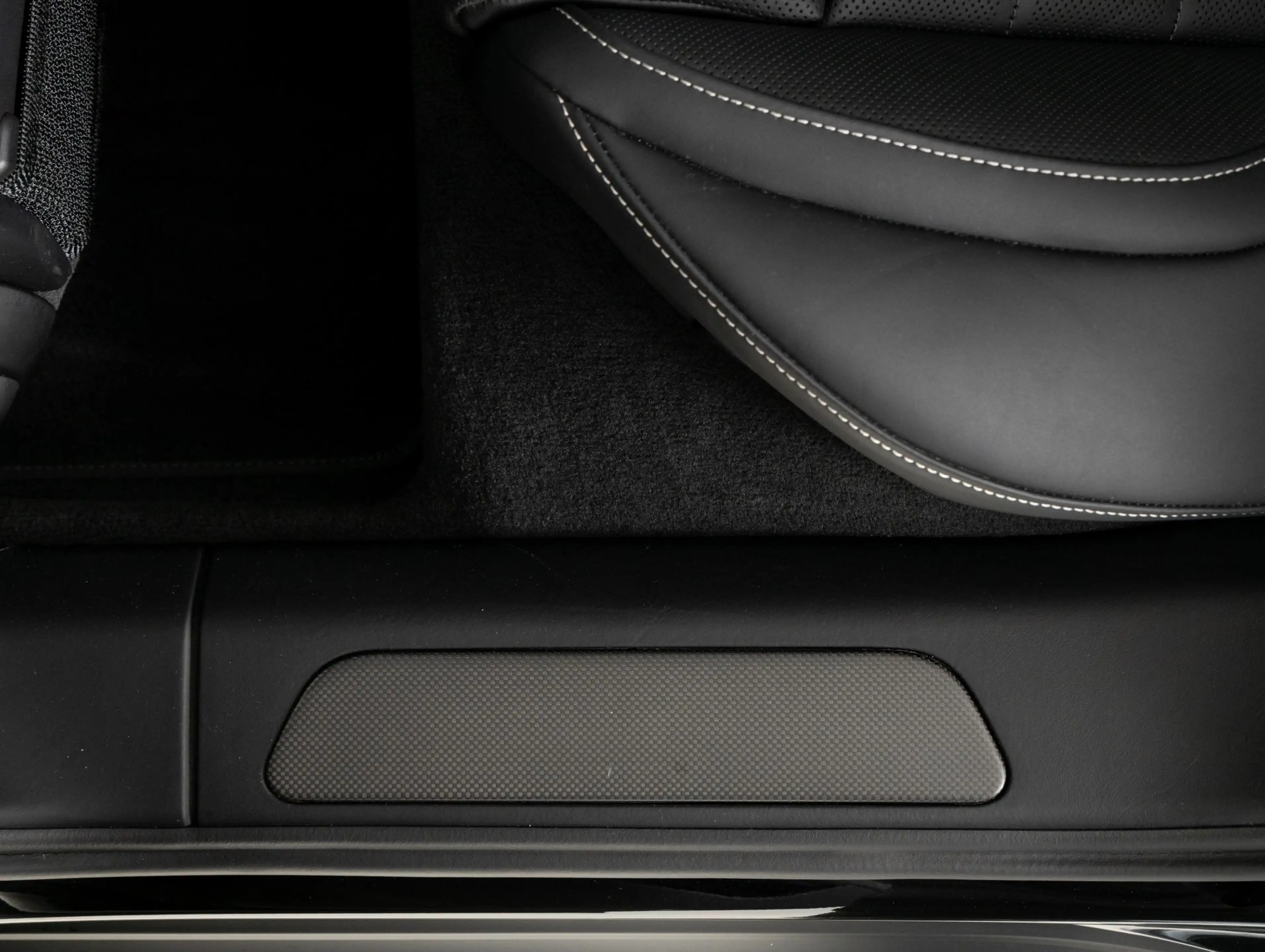 Porsche Panamera Turbo S E-Hybrid — photo 35