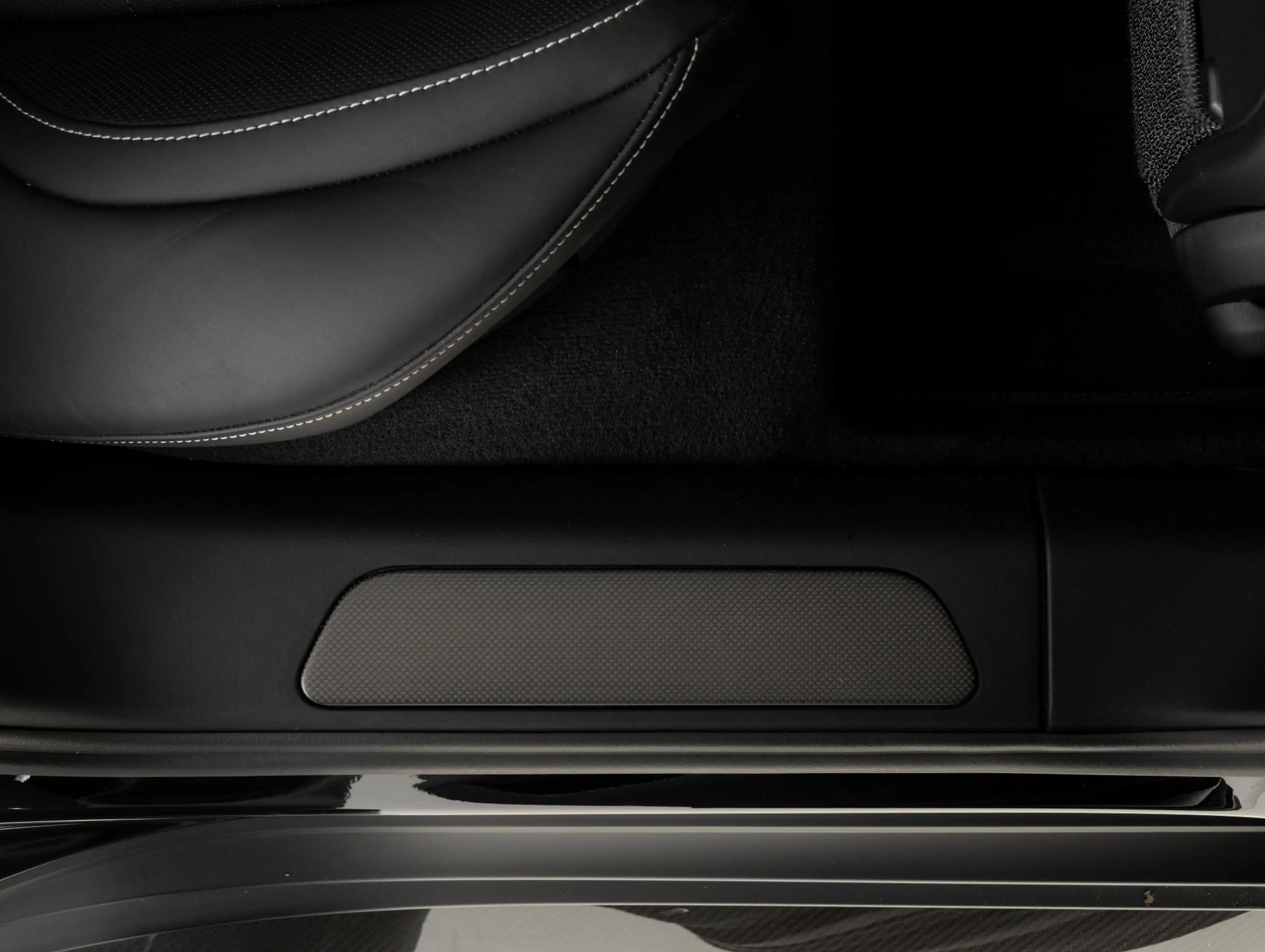 Porsche Panamera Turbo S E-Hybrid — photo 32