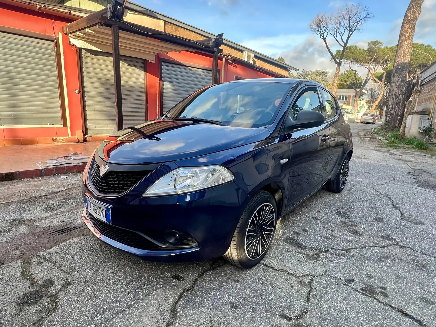 Lancia Ypsilon 1.2 Gold KM 71.900 NEOPATENTATO MY 2020 Bleu - 2