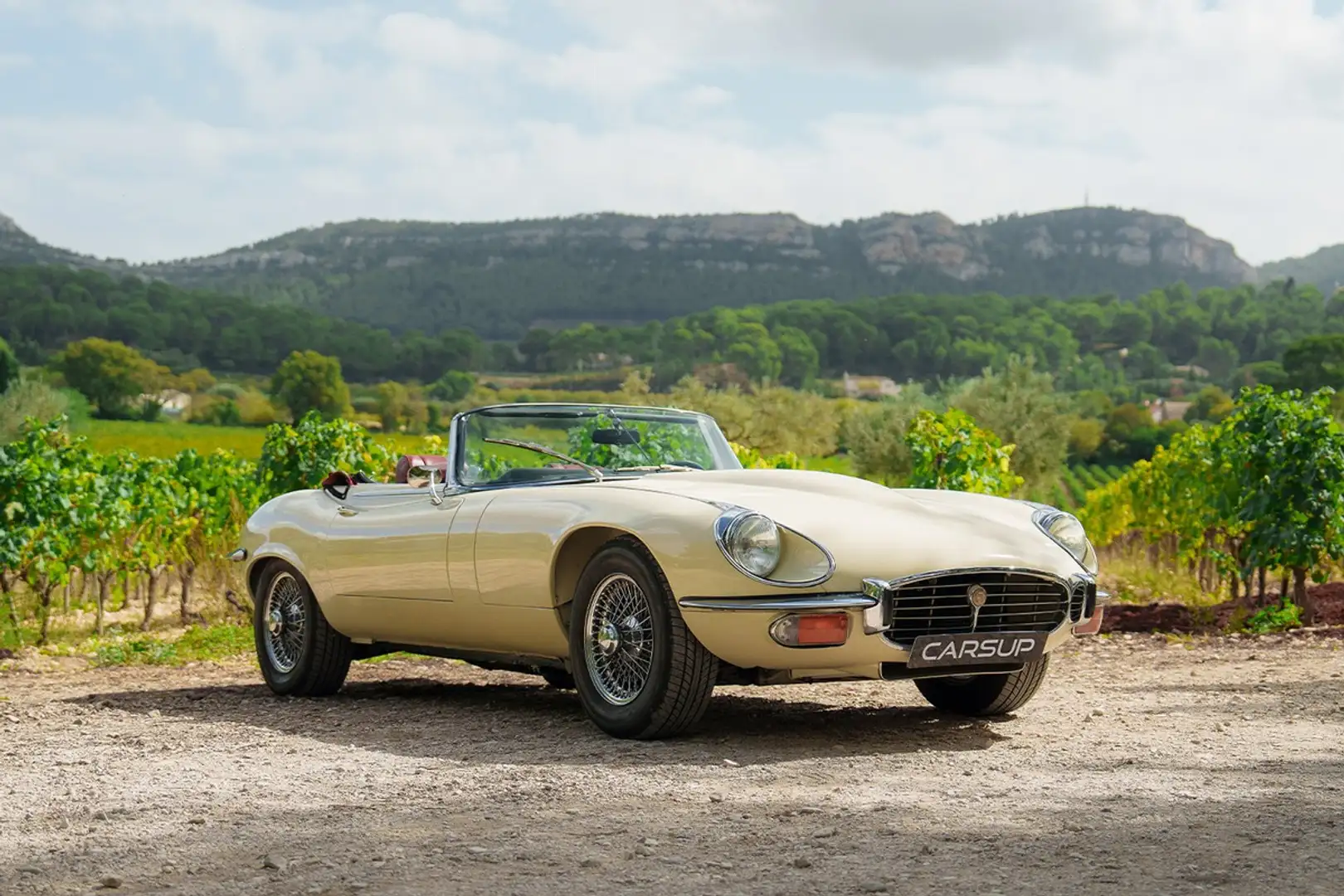 Jaguar E-Type Série 3 V12 Beige - 1