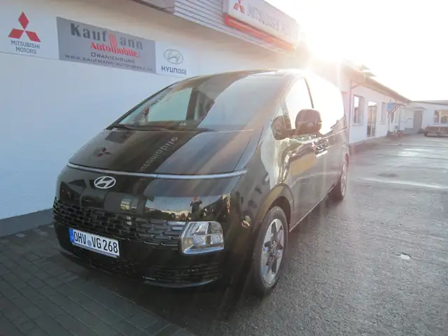 Hyundai STARIA 9-Sitzer HEV 1.6 T-GDI TREND