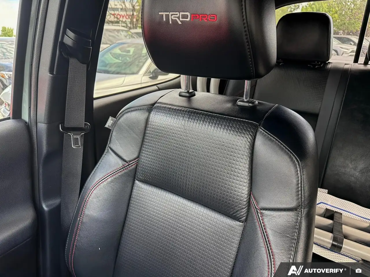 Toyota Tacoma снимка Toyota Tacoma