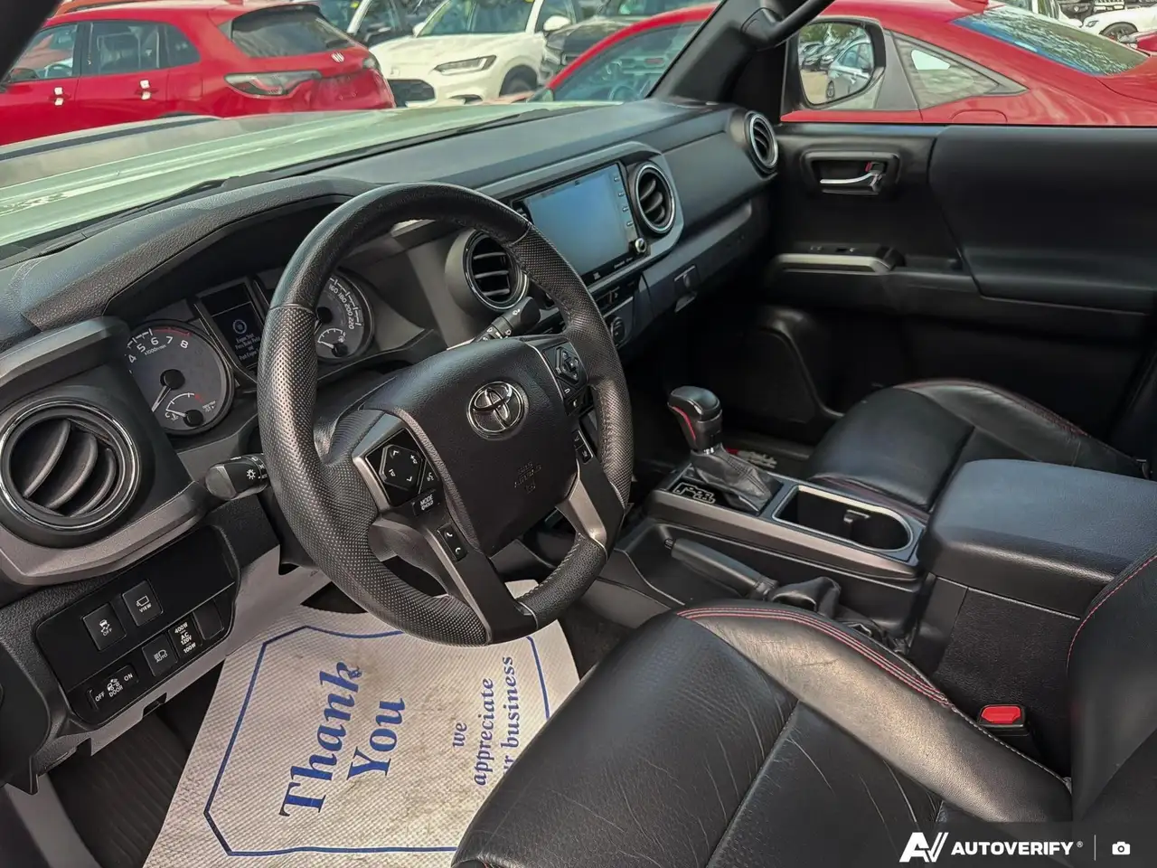 Toyota Tacoma снимка Toyota Tacoma