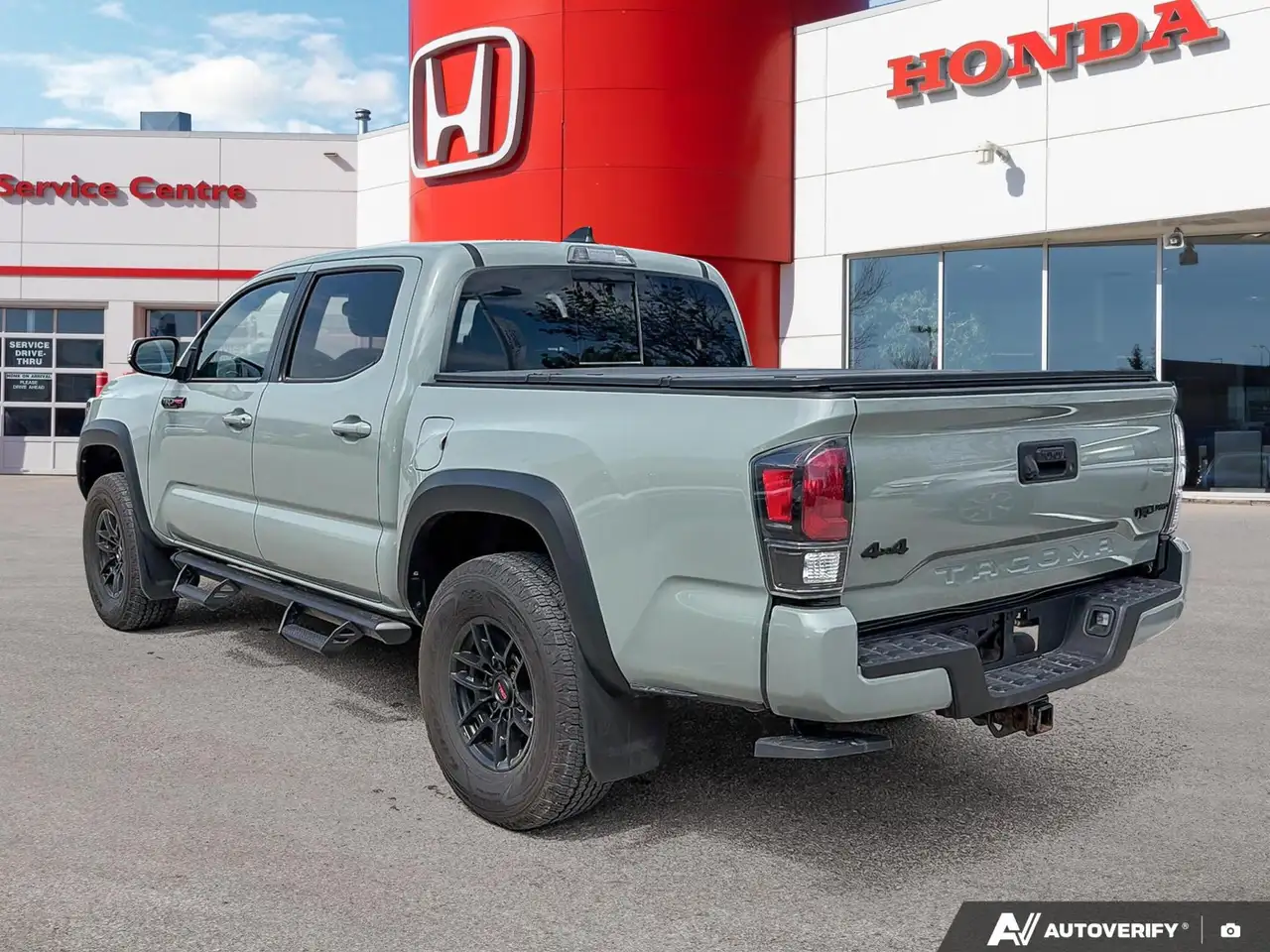 Toyota Tacoma снимка Toyota Tacoma