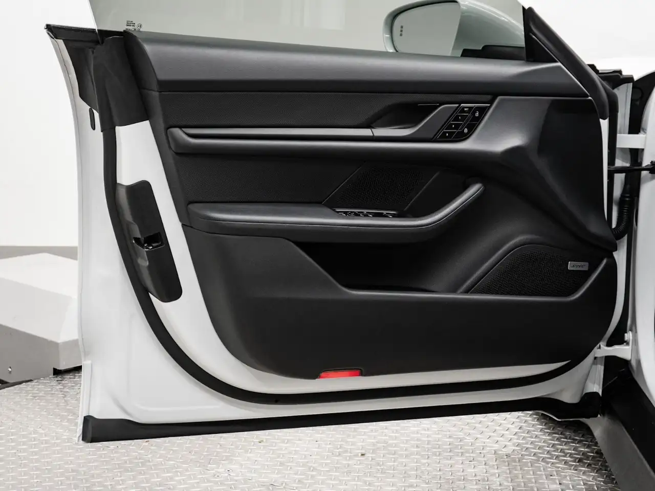 Porsche Taycan снимка Porsche Taycan