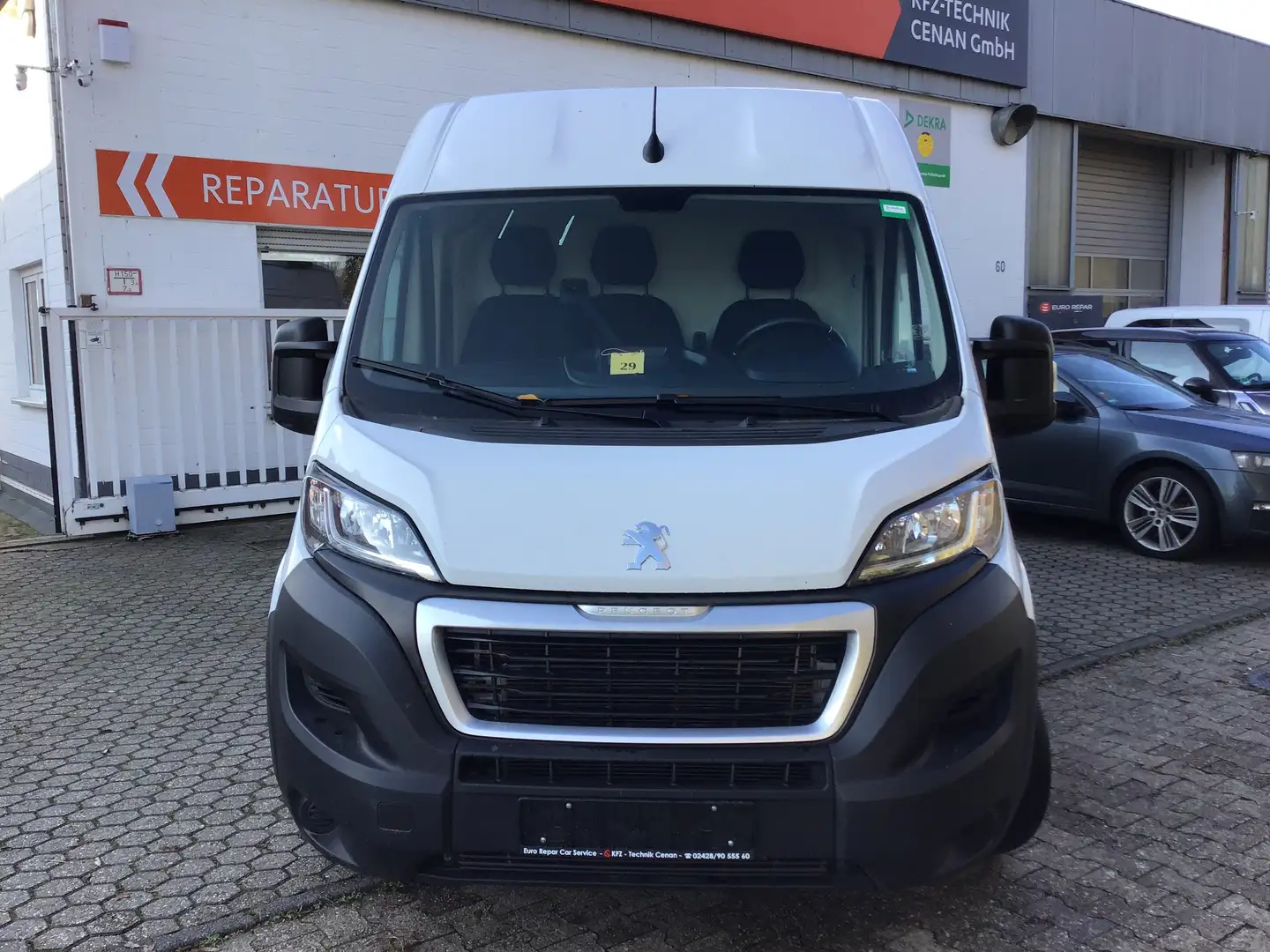 Peugeot Boxer 335 L3H2 BlueHDi 140 Stop Weiß - 2
