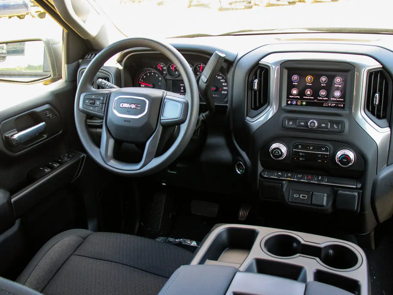 GMC Sierra 1500 снимка GMC Sierra 1500