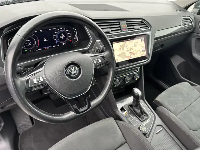 Volkswagen Tiguan view 8