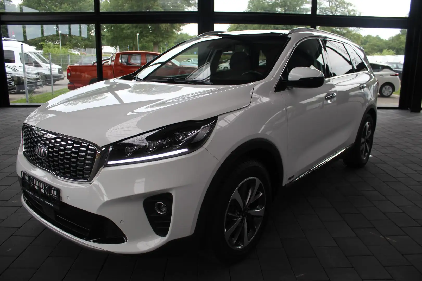 Kia Sorento 2.2 Spirit 4WD Aut.(Glasdach+Deluxe) Alb - 1