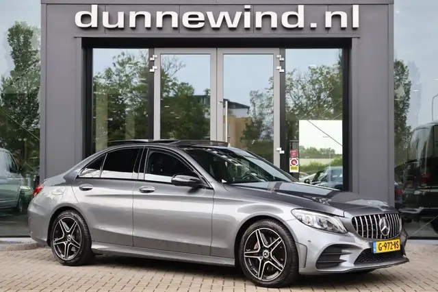 Mercedes-Benz 180 AMG *PANO*MULTIBEAM*LEDER*NIGHT*DIGITAL*