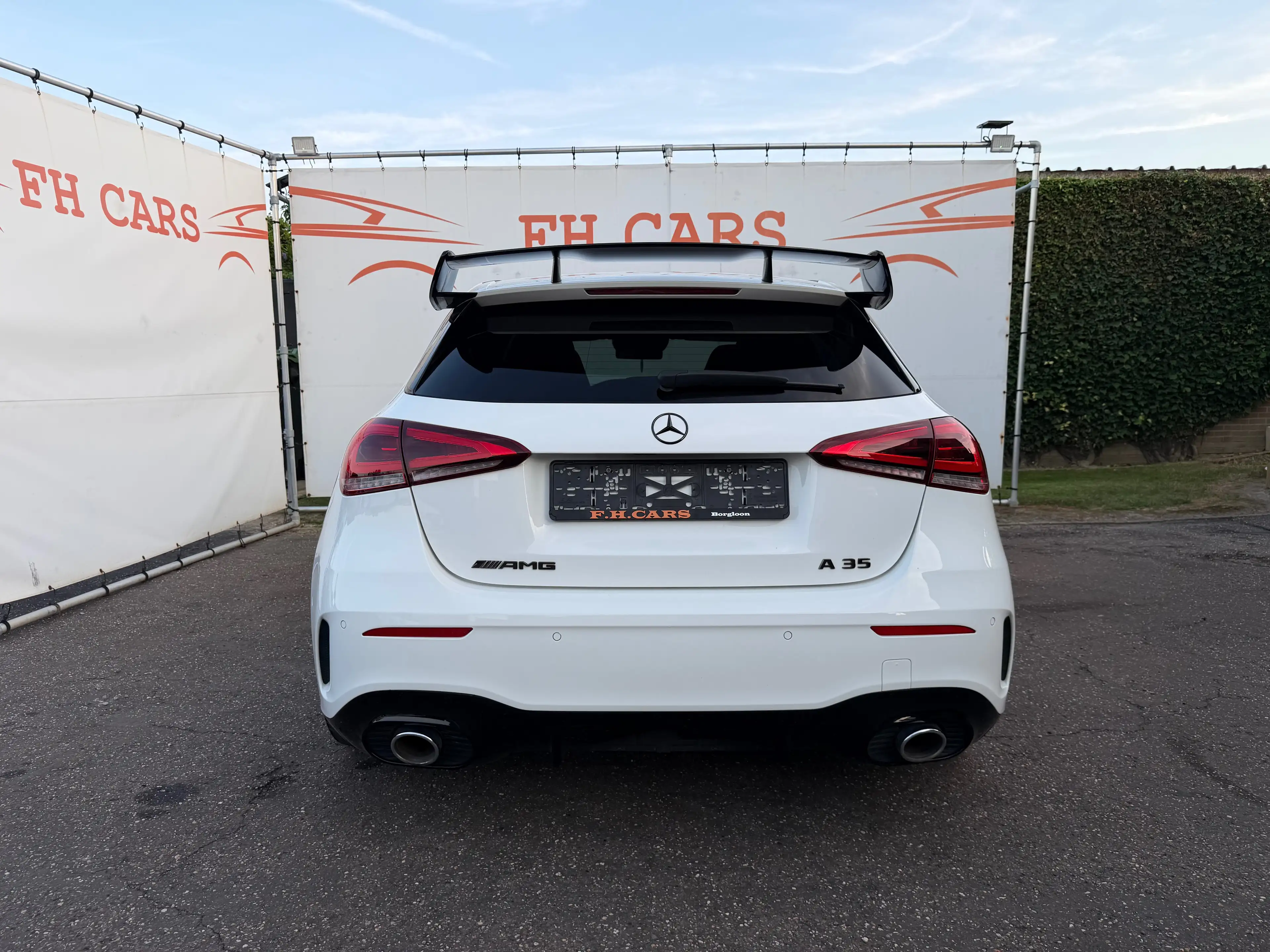 Mercedes-Benz A 35 AMG 4- MATIC *AMG BUCKET SEATS*360° CAMERA*ALCANTARA*FULL FULL OPTION* — photo 9