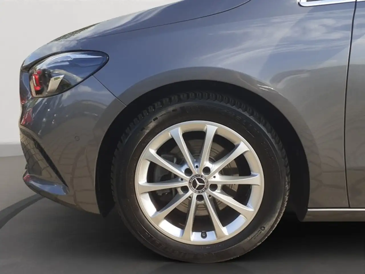 Mercedes-Benz E-Class B-Klasse 200, миниатюра 7