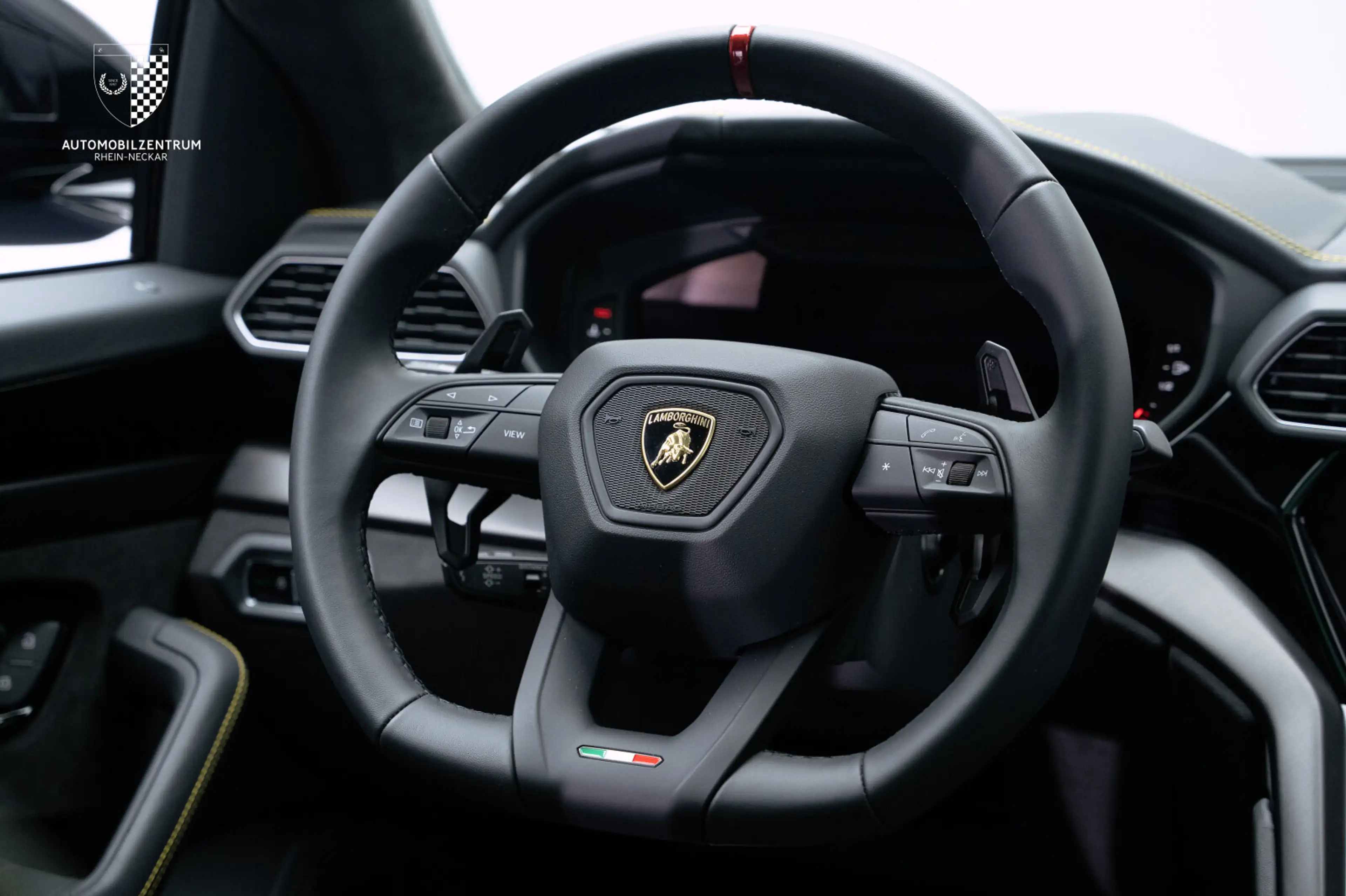 Lamborghini Urus Urus S Bang&Olufsen/Pano/Style/Massage/FullPPF — photo 14
