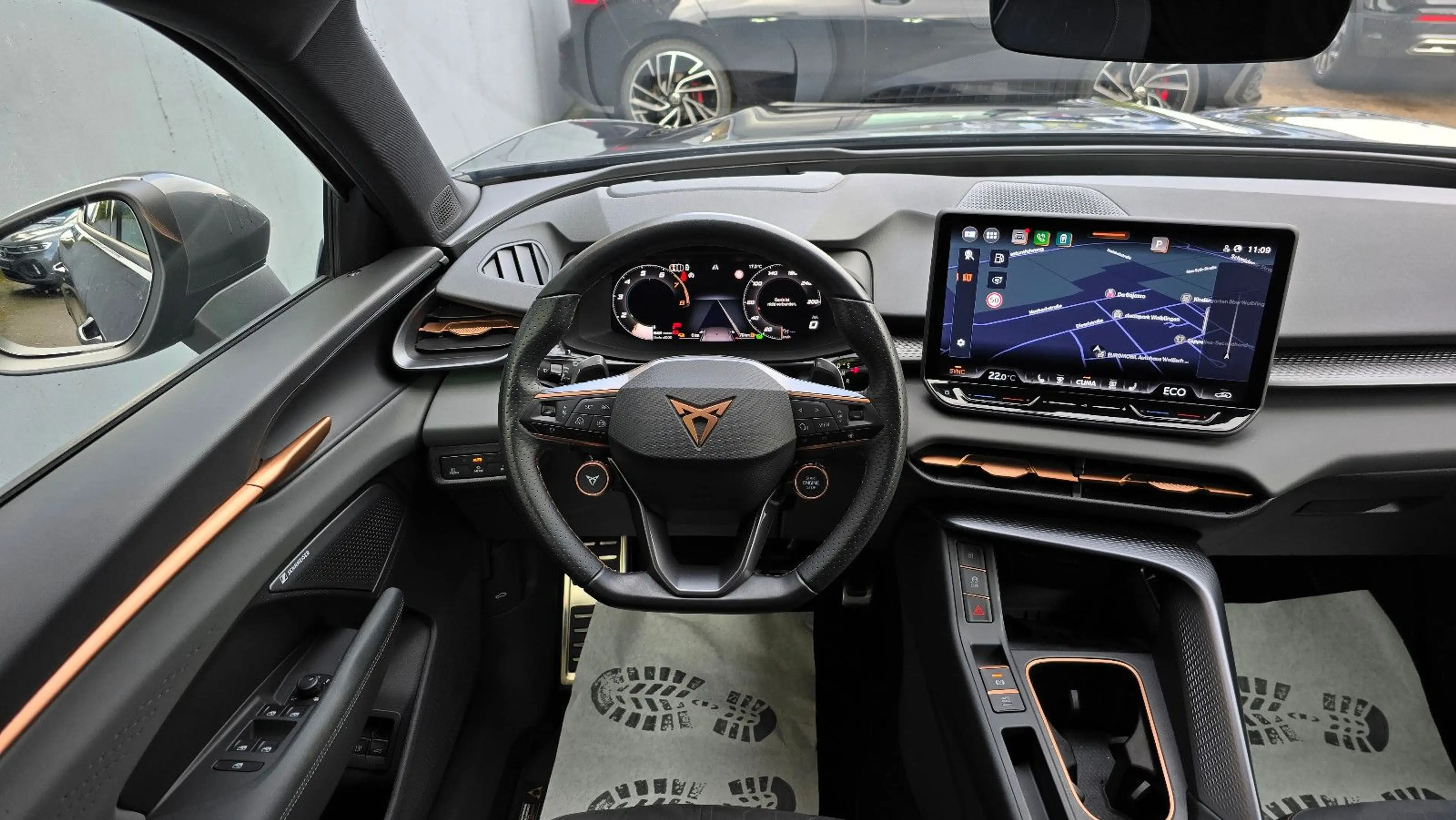 CUPRA Terramar 1.5 e-HYBRID VZ DSG Pano/Matrix/AHK/VOL — photo 10