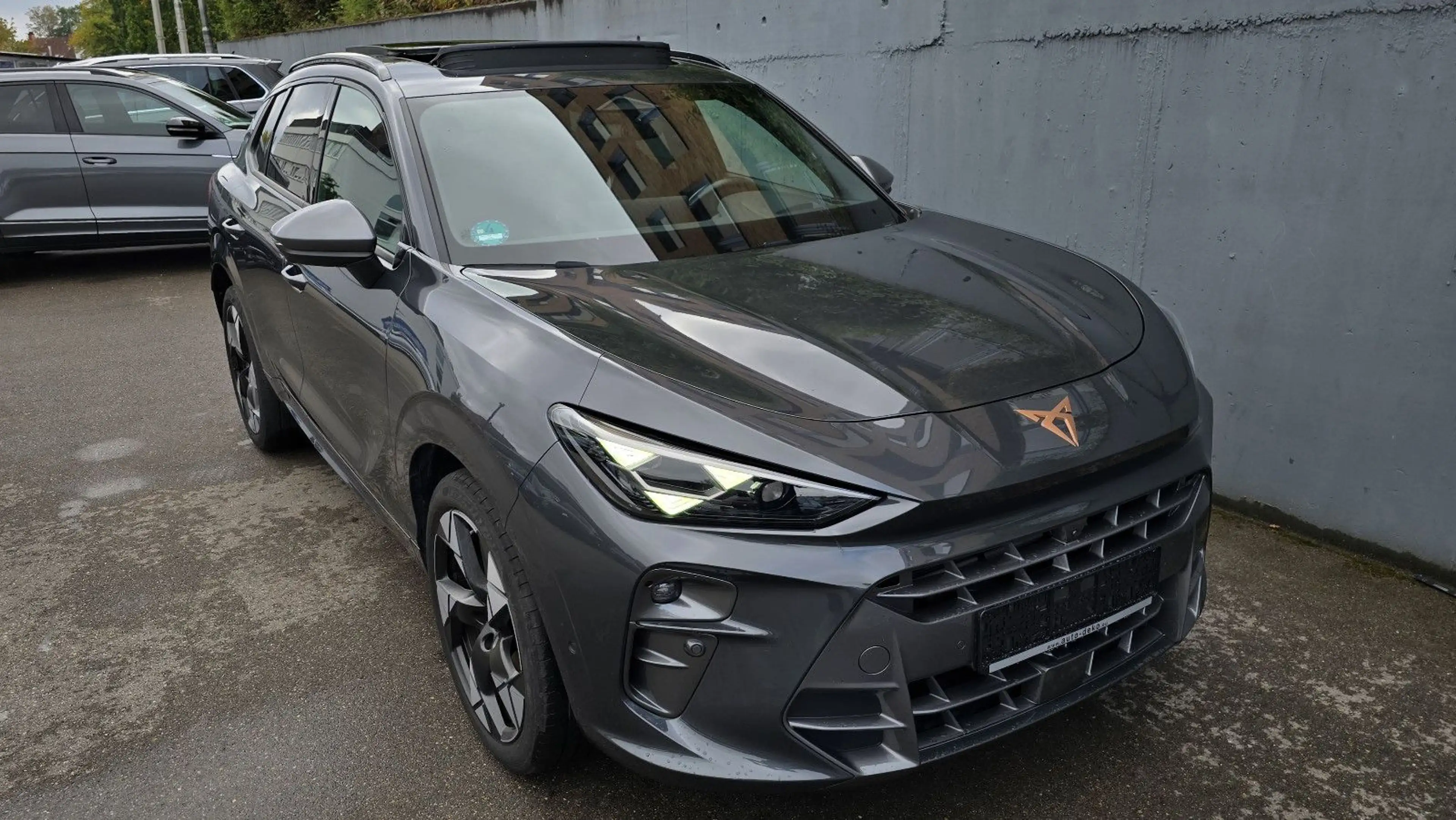 CUPRA Terramar 1.5 e-HYBRID VZ DSG Pano/Matrix/AHK/VOL — photo 2
