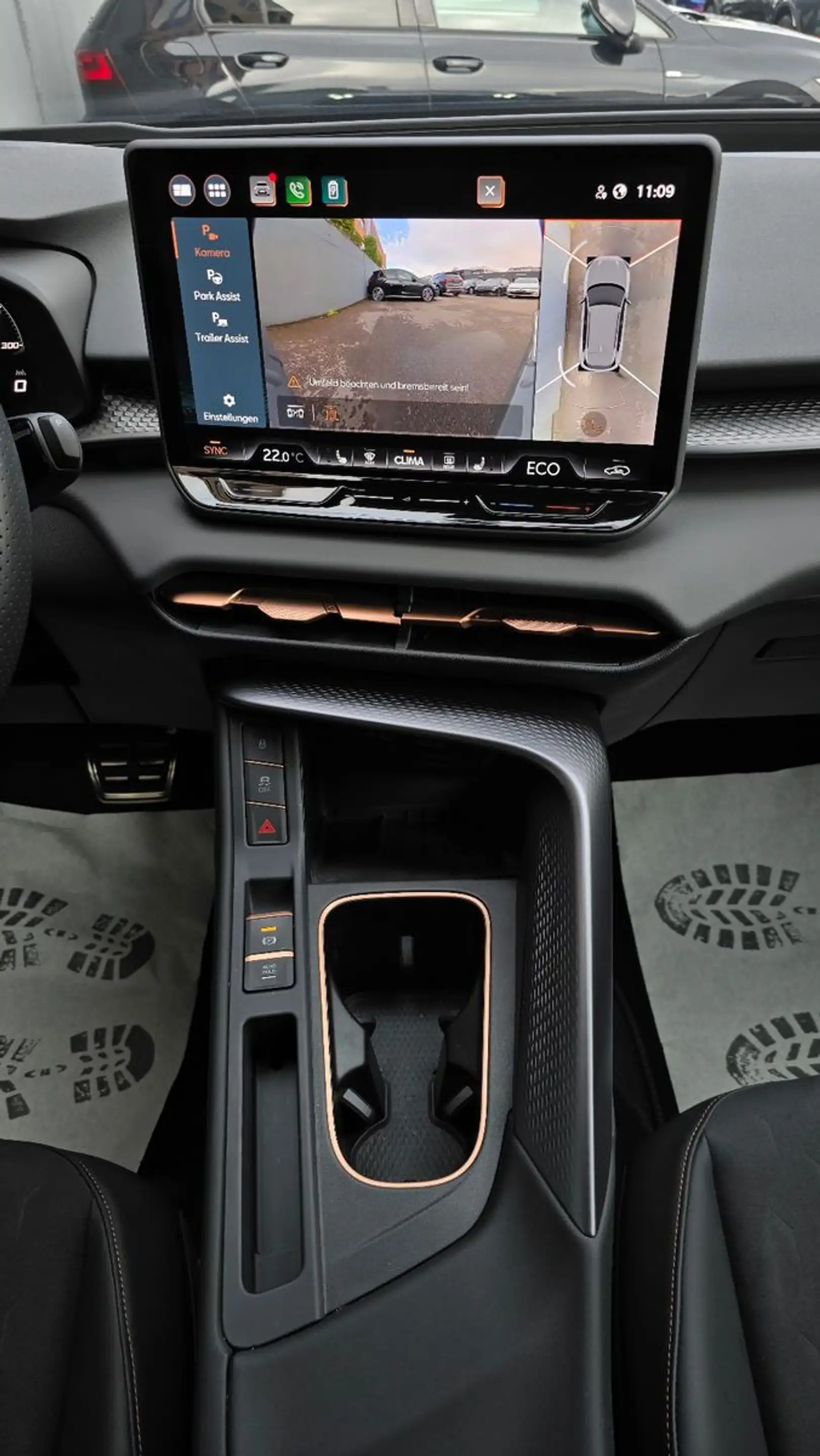 CUPRA Terramar 1.5 e-HYBRID VZ DSG Pano/Matrix/AHK/VOL — photo 11