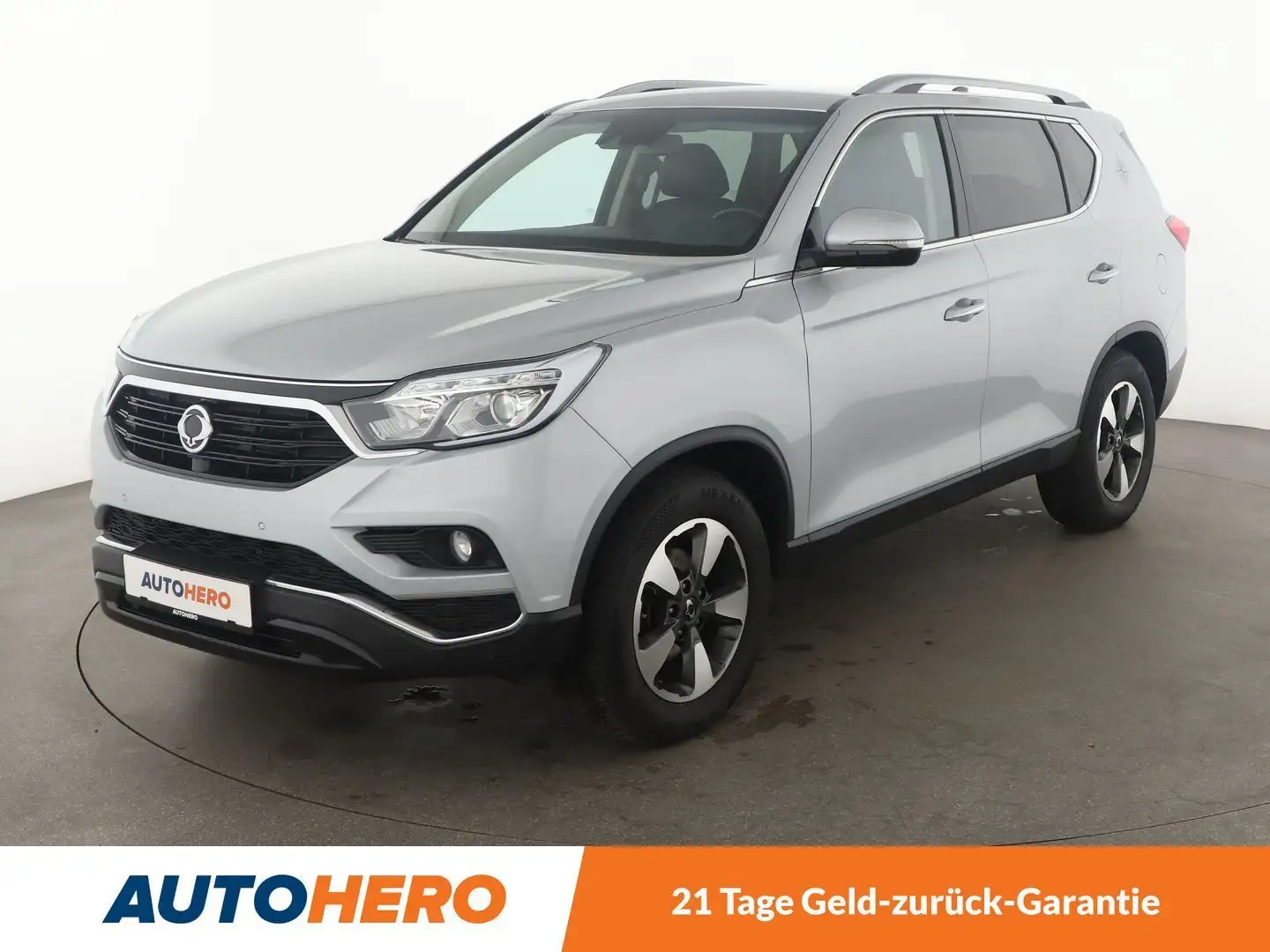 SsangYong Rexton 2.2 TD Crystal 4x4 Aut.*NAVI*PDC*SHZ*AHK*ALU* Grau - 1