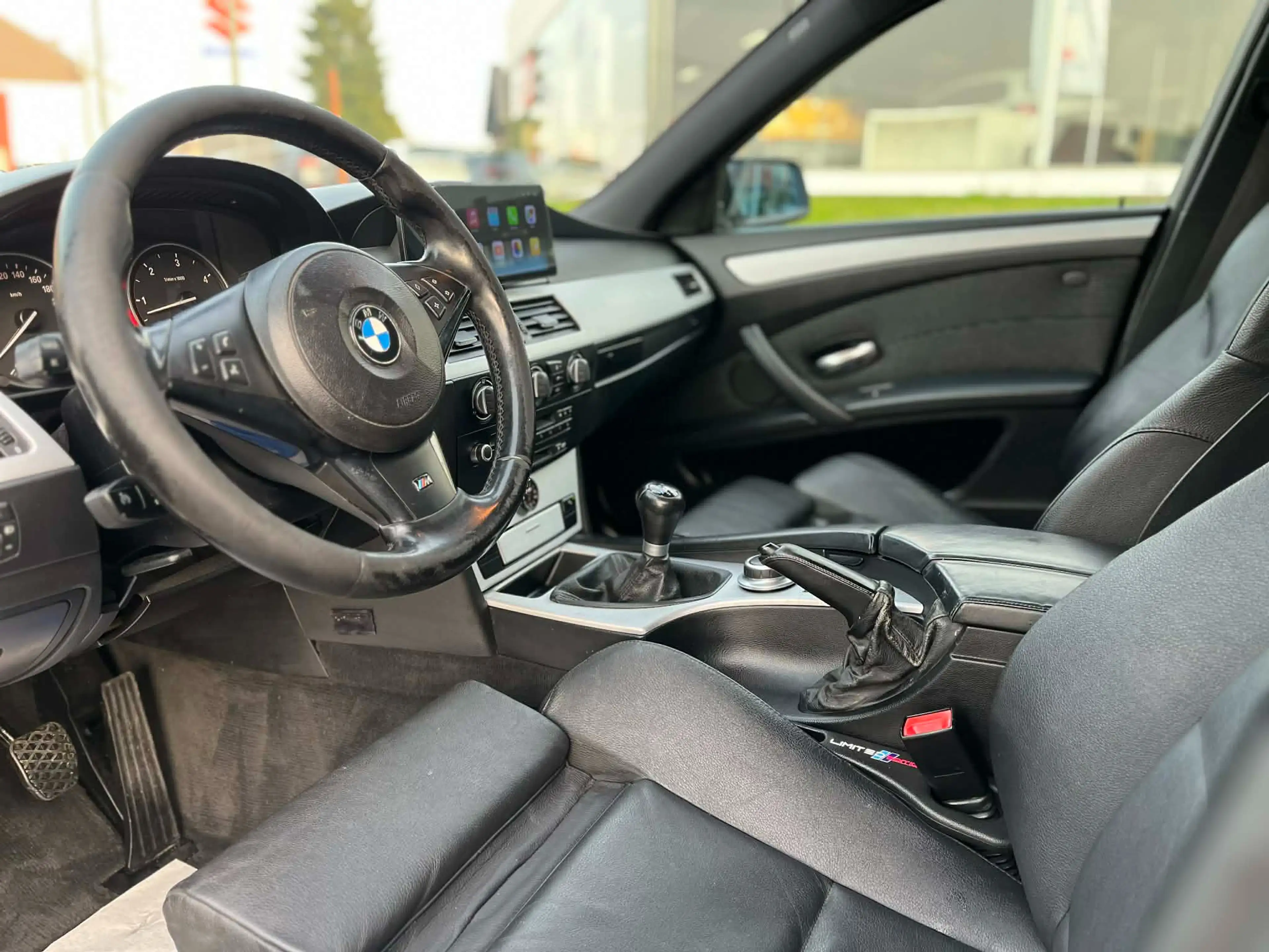 BMW 525 525 d*PACK-M*3L*M57*CUIR*CARPLAY* — photo 10