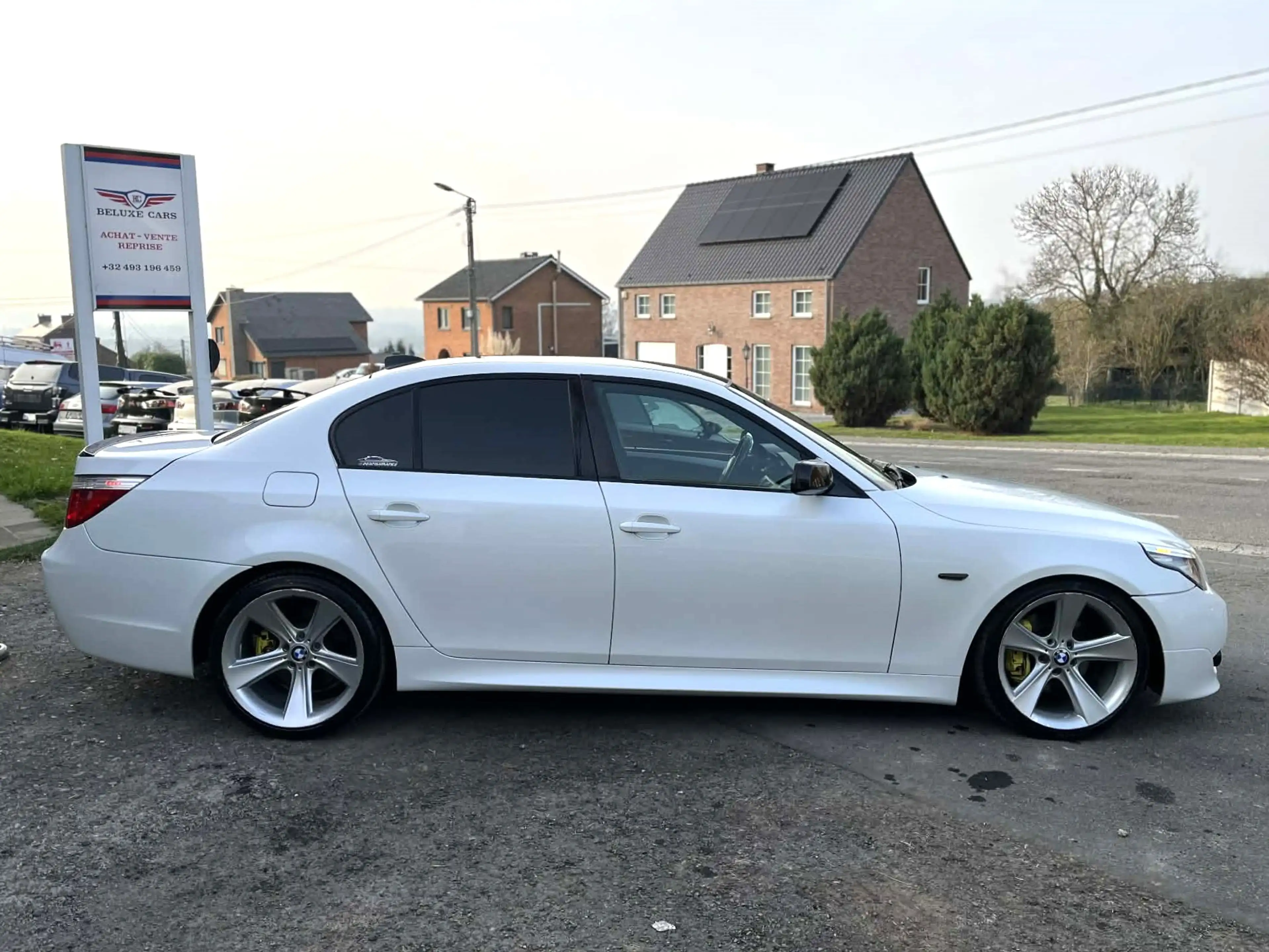 BMW 525 525 d*PACK-M*3L*M57*CUIR*CARPLAY* — photo 4