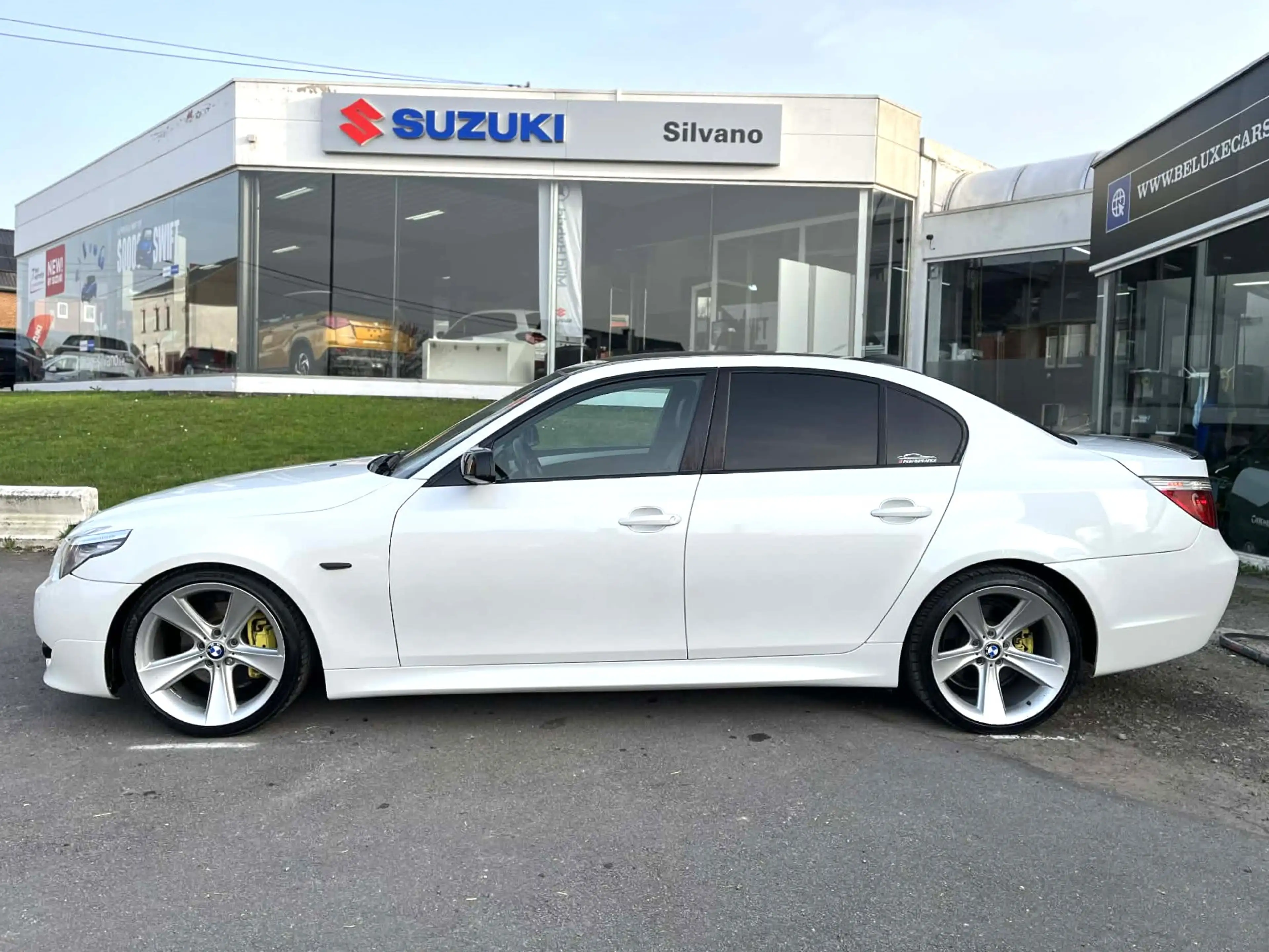 BMW 525 525 d*PACK-M*3L*M57*CUIR*CARPLAY* — photo 9
