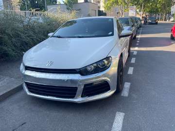 16V tfsi 1.4 Essence