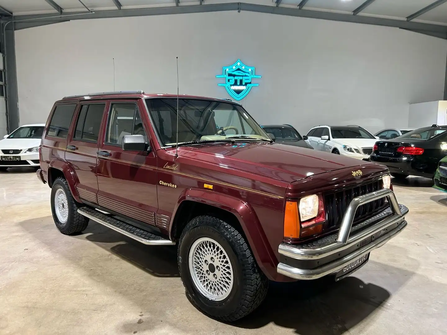 Jeep Cherokee 4.0 Limited Allrad H-Zulassung Rosso - 2