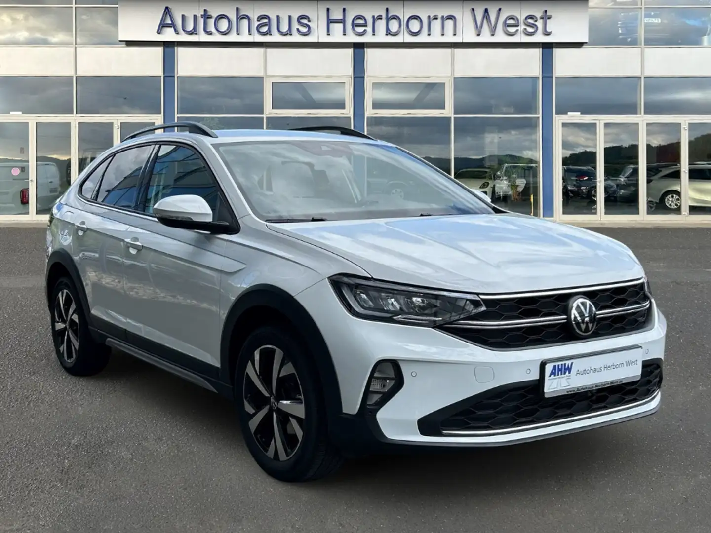 Volkswagen Taigo 1.0 TSI Prime Navi LED Assistenzpaket RFK SHZ Weiß - 2