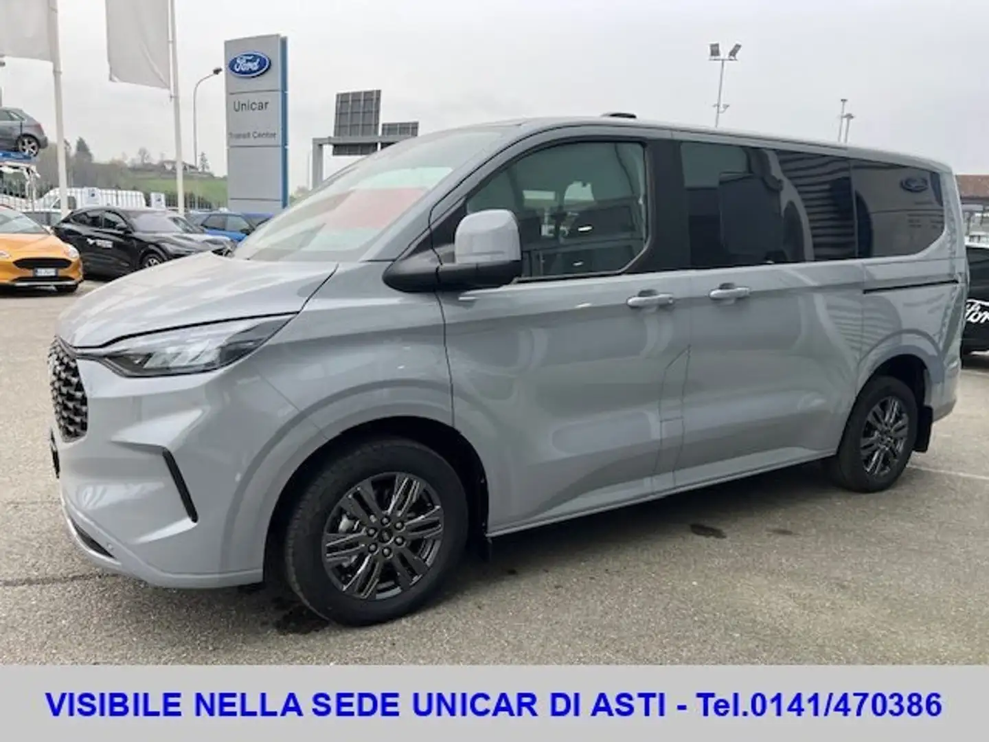 Ford Tourneo Custom 320 2.0 EcoBlue 136CV aut. AWD PC Titanium Grigio - 1