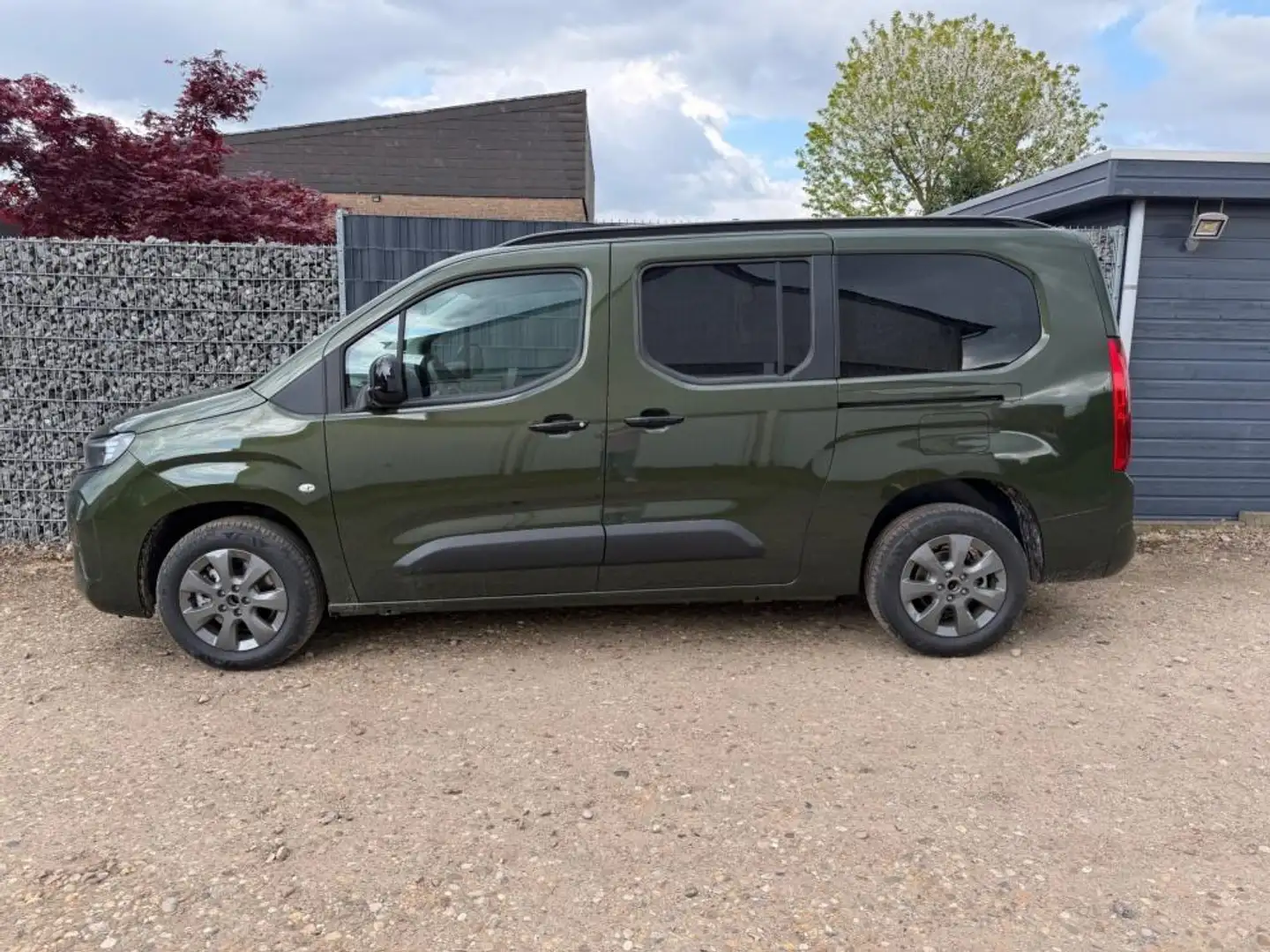 Opel Combo 1.5 D XL N1 Edition Connect Style Standheiz. 96... Grün - 2