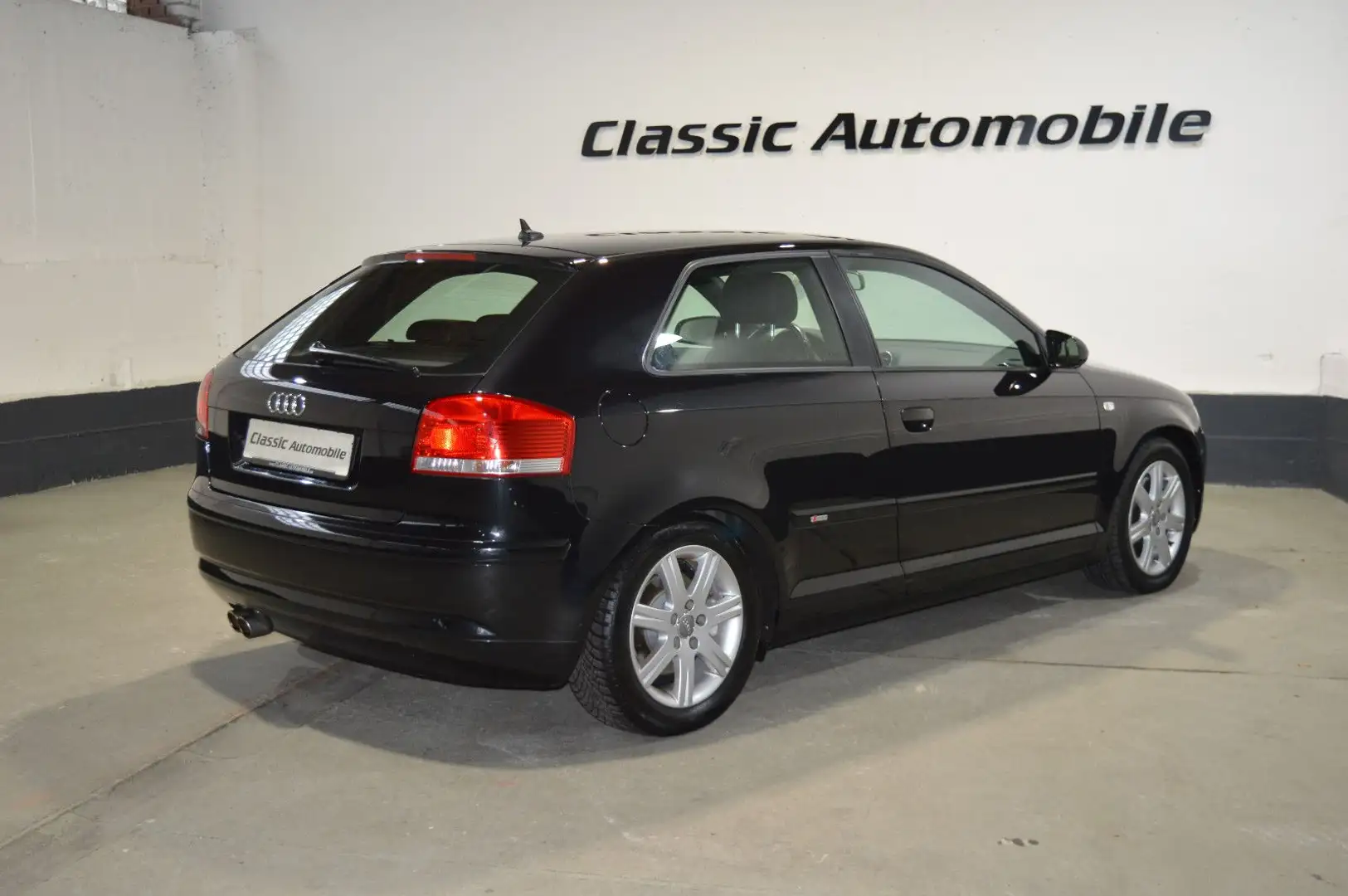 Audi A3 2.0 TDI S line Sportpaket plus quattro Schwarz - 2