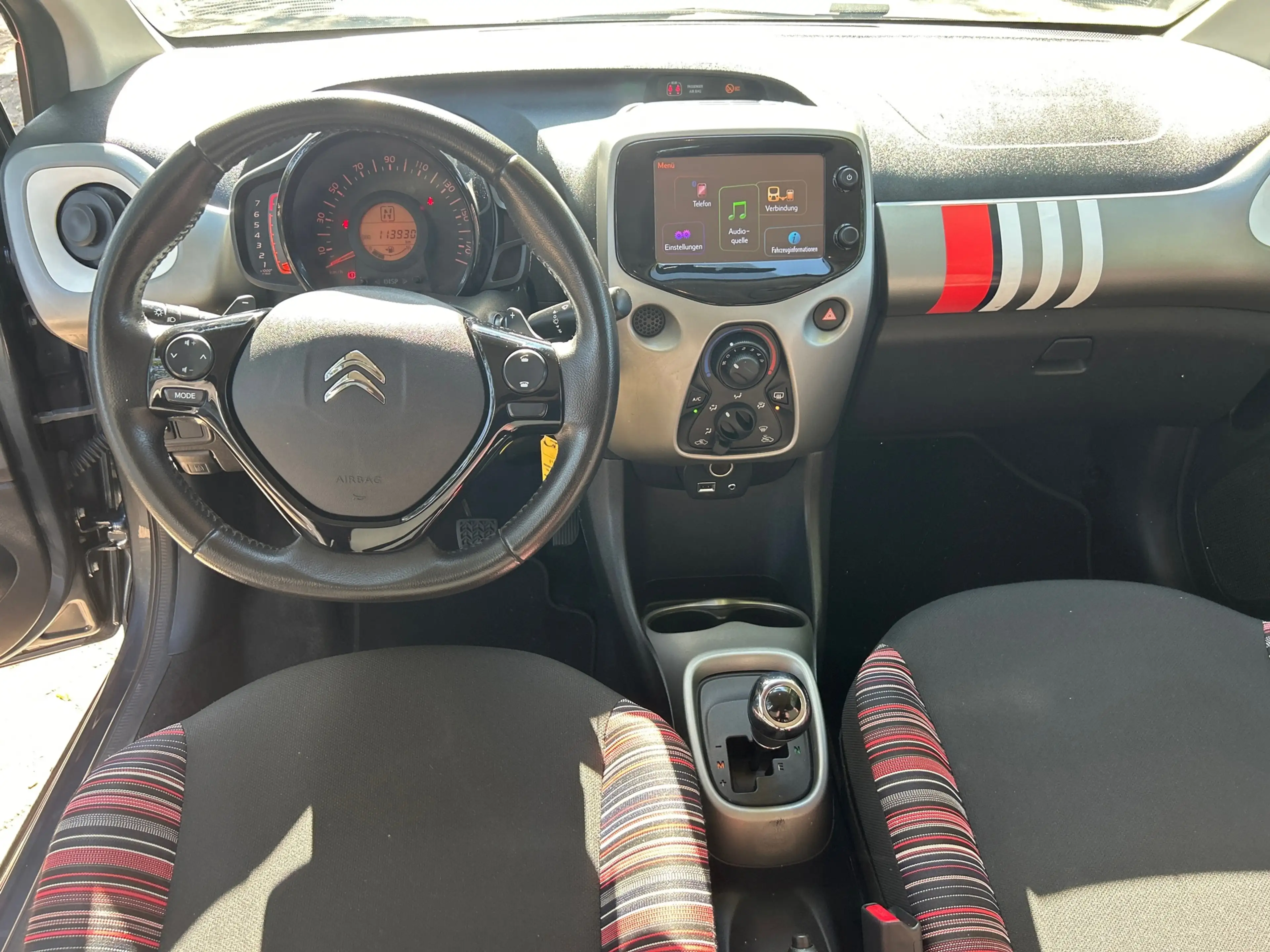 Citroen C1 1.0 VTi Shine — photo 10