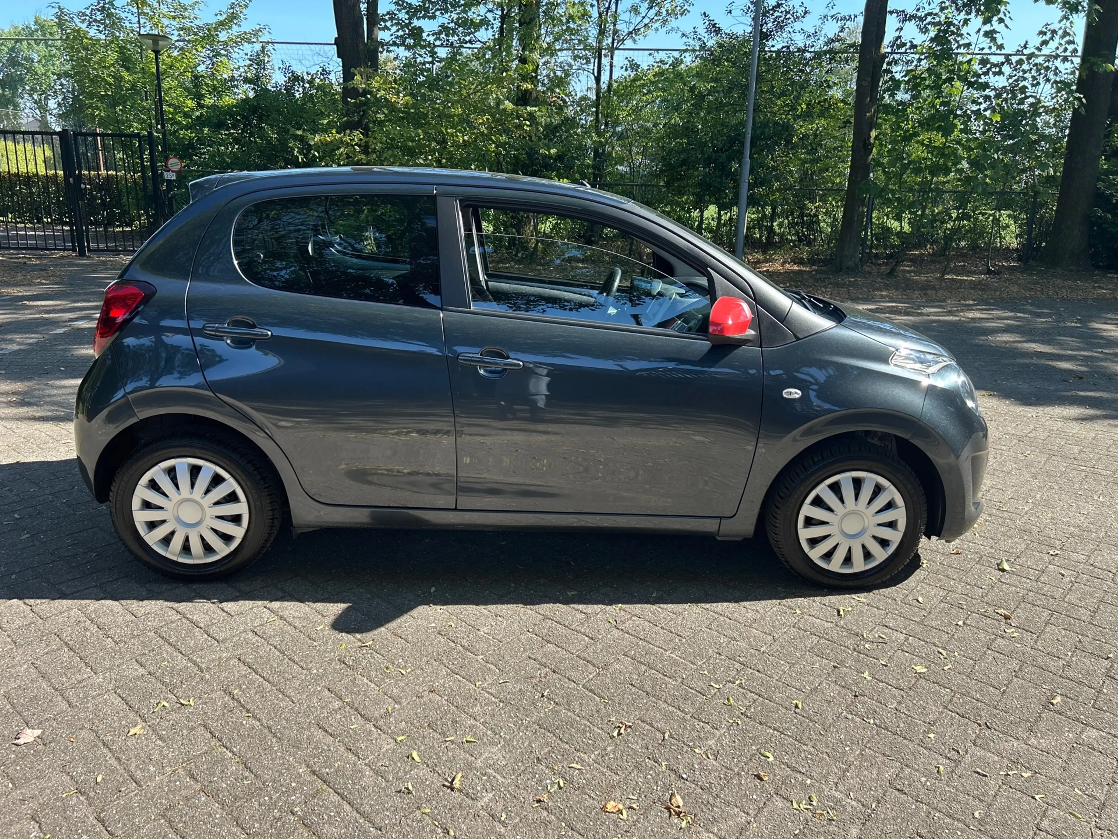 Citroen C1 1.0 VTi Shine — photo 5