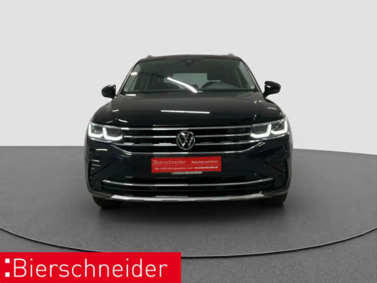 Volkswagen Tiguan 2.0 TDI DSG Elegance 18 MATRIX PANO CAM A Schwarz - 2