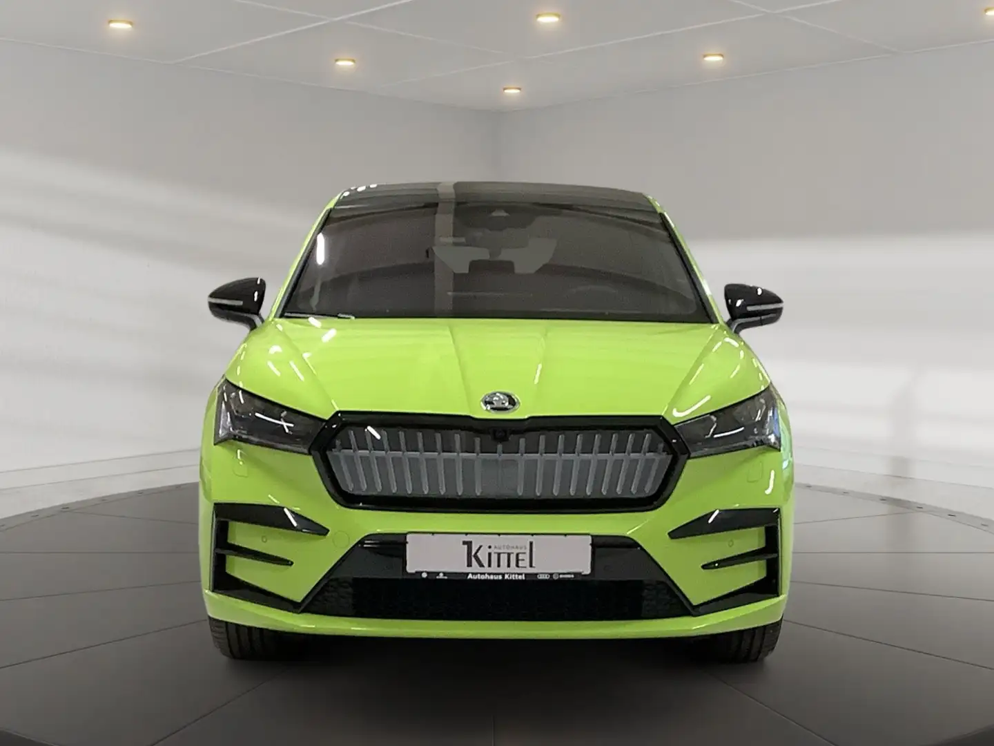 Skoda Enyaq Coupe RS 4x4 NAVI LED STANDHZG EDC Grün - 1