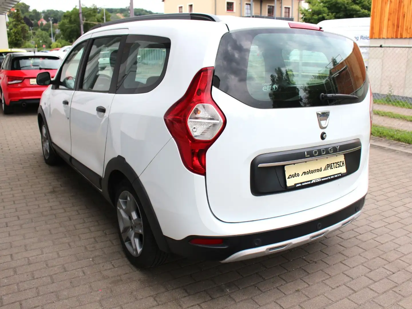 Dacia Lodgy Stepway 1.5 Blue dCi 115 Navi PDC Tempomat Blanc - 2