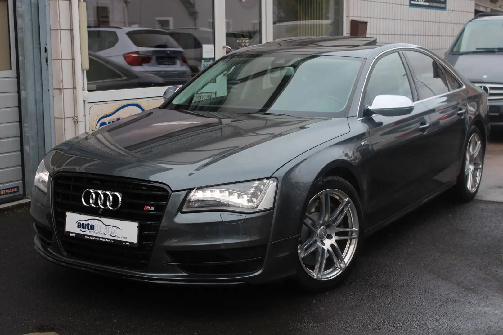 Audi S8 4.0 V8 TFSI quattro LED*Massage*Schiebedach Grau - 2