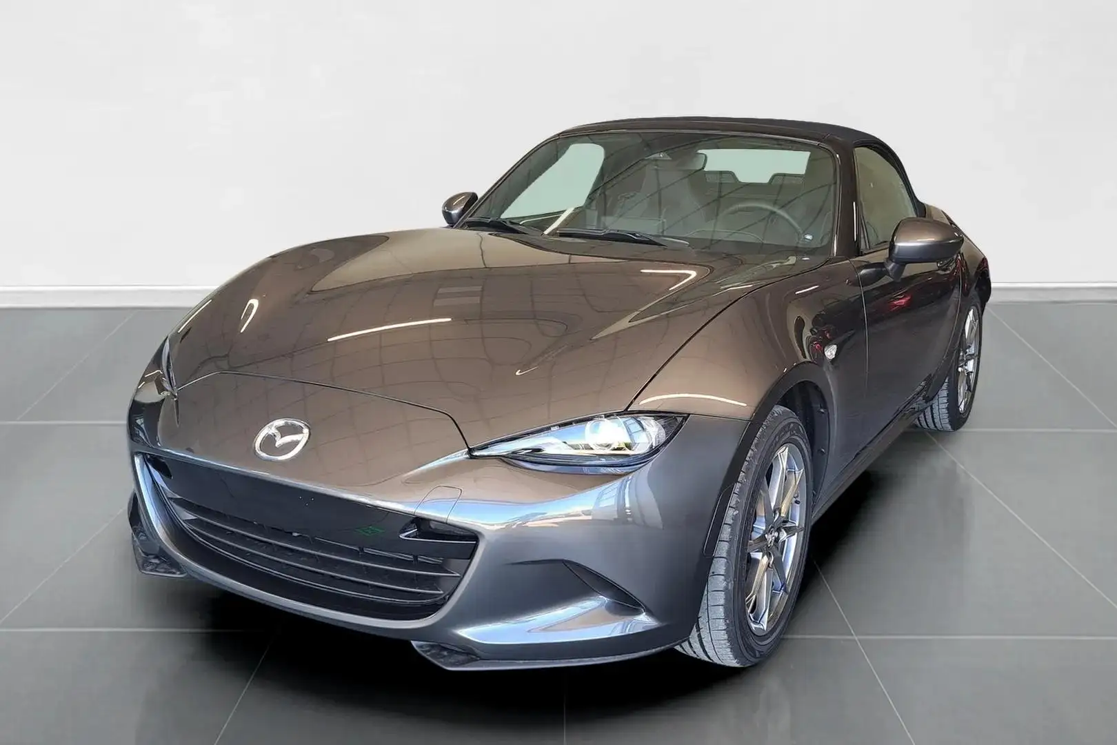 Mazda MX-5 Soft Top 1.5 Skyactiv-G Exclusive-Line Driver Assistance Grigio - 1