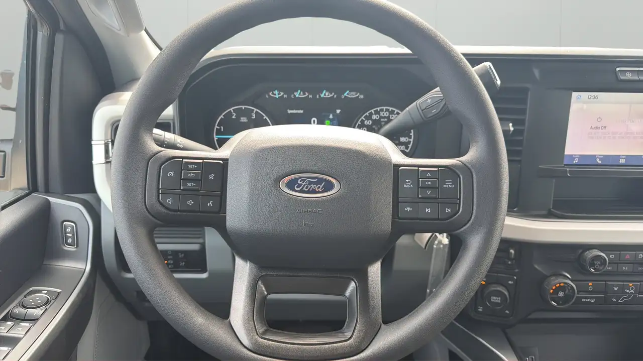Ford F 350 снимка Ford F 350