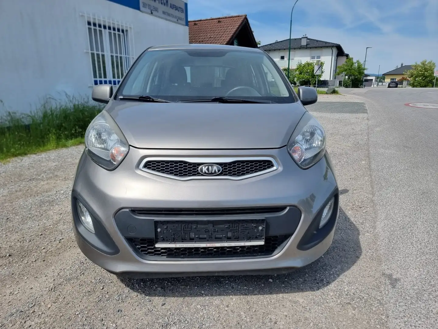 Kia Picanto 1,0 MPI Cool Grau - 2
